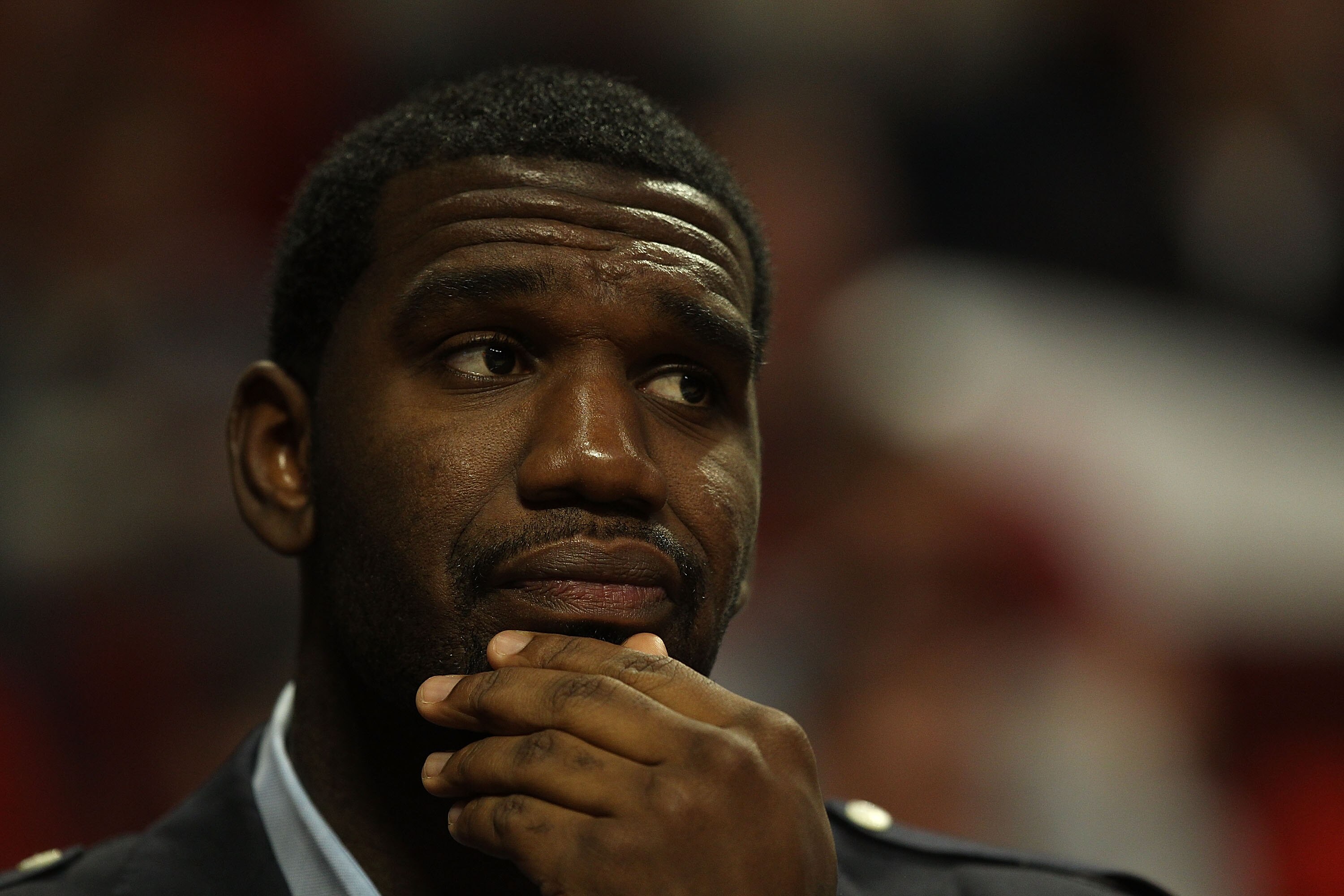 CHICAGO - NOVEMBER 01: Greg Oden #52 of the Portland Trail Blazers watches from the bench as his teammates take on the Chicago Bulls at the United Center on November 1, 2010 in Chicago, Illinois. The Bulls defeated the Trail Blazers 110-98. NOTE TO USER: CHICAGO - NOVEMBER 01: Greg Oden #52 of the Portland Trail Blazers watches from the bench as his teammates take on the Chicago Bulls at the United Center on November 1, 2010 in Chicago, Illinois. The Bulls defeated the Trail Blazers 110-98. NOTE TO USER: