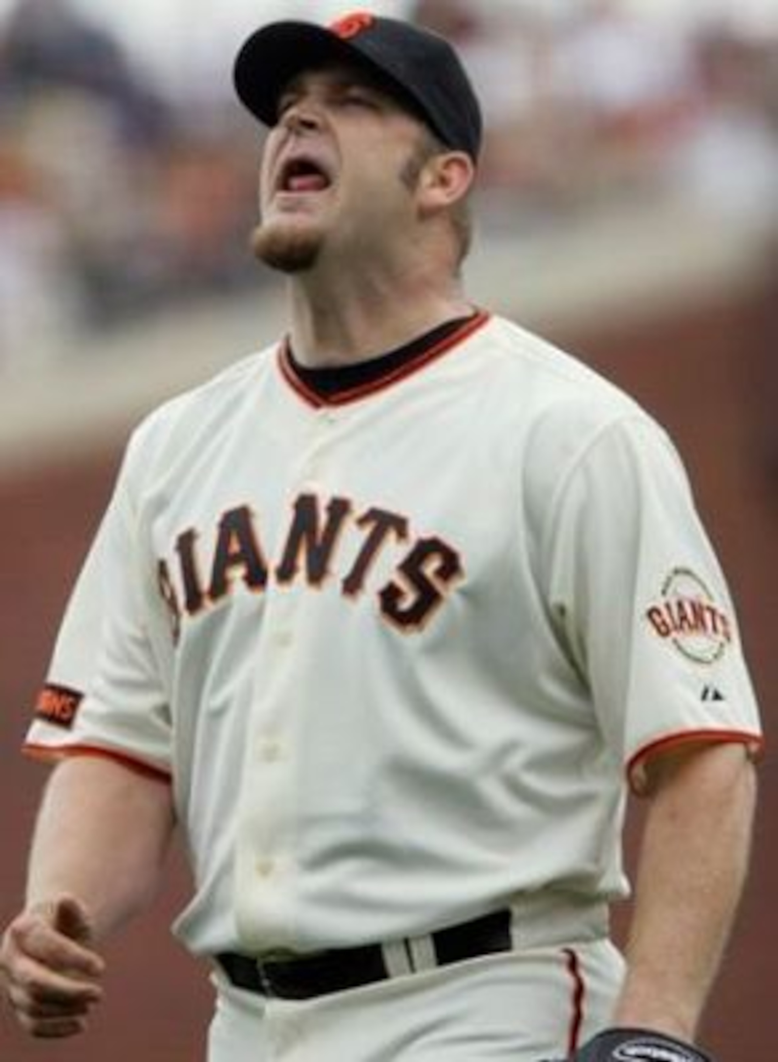SAN FRANCISCO - SEPTEMBER 13:  Brad Penny #31 of the San Francisco Giants reacts during the fourth inning against the Los Angeles Dodgers during a Major League Baseball game at AT&T Park on September 13, 2009 in San Francisco, California.  (Photo by Jed J