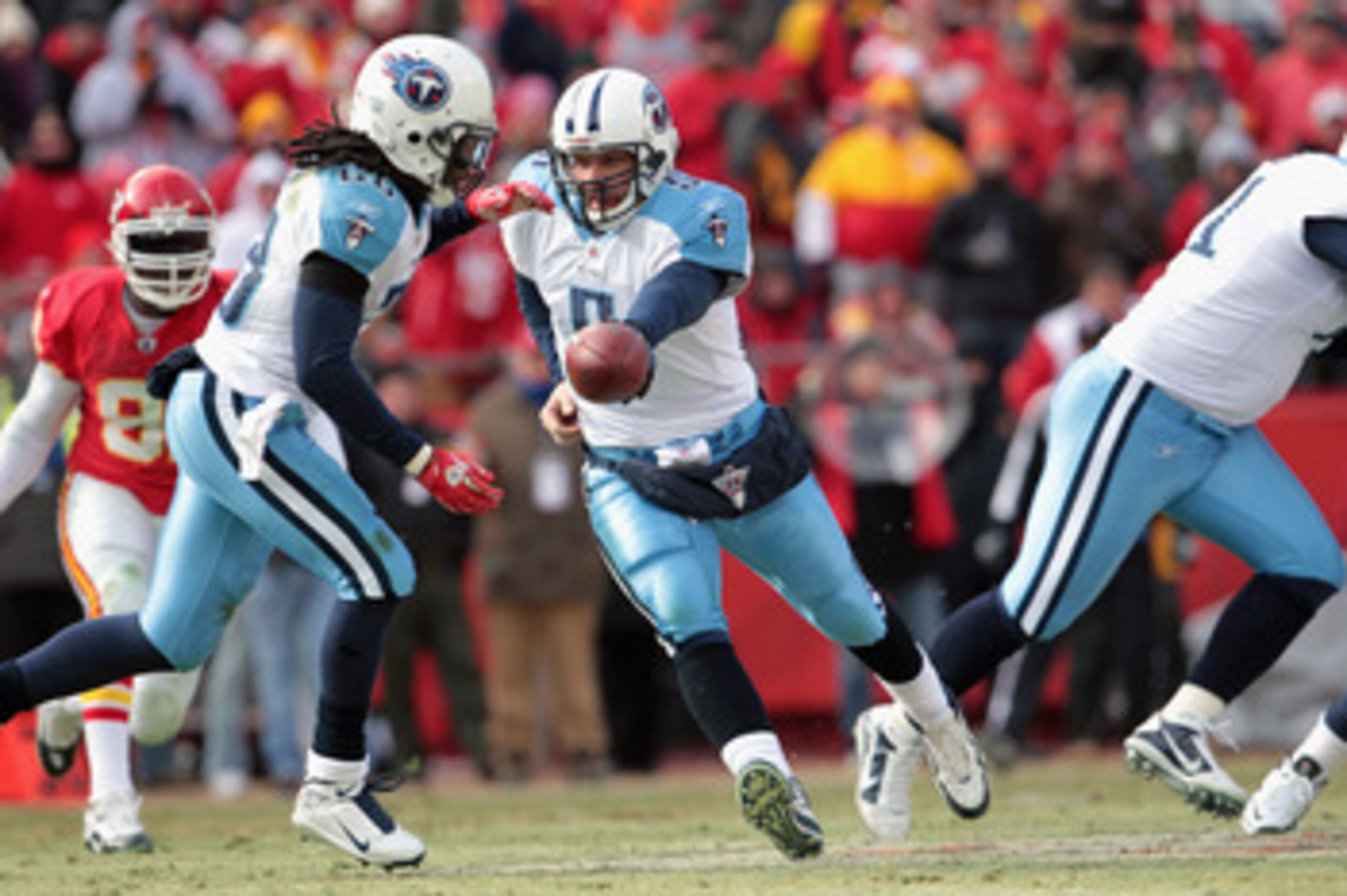 KANSAS CITY, MO - DECEMBER 26:  Quarterback Kerry Collins #5 of the Tennessee Titans in action during the game against the Kansas City Chiefs on December 26, 2010 at Arrowhead Stadium in Kansas City, Missouri.  (Photo by Jamie Squire/Getty Images)