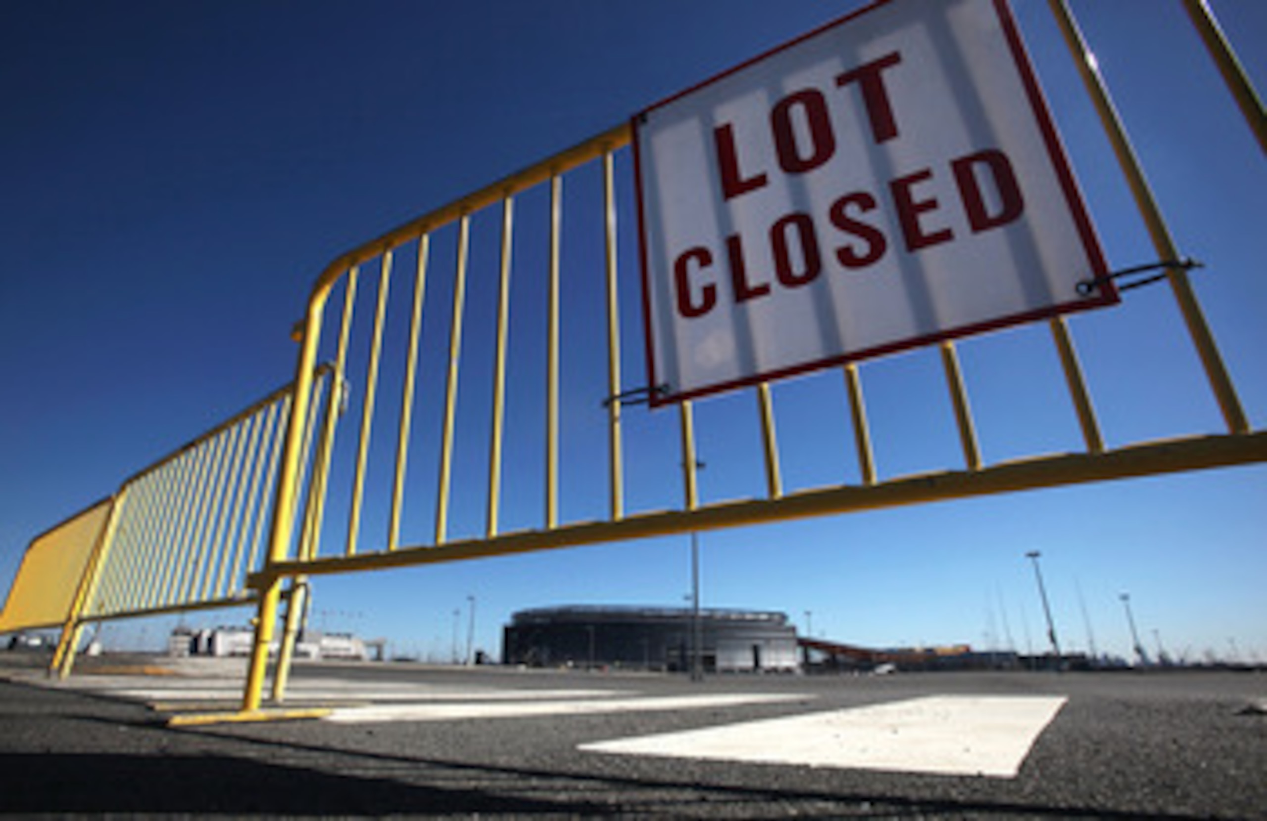 EAST RUTHERFORD, NJ - MARCH 03:  An empty parking lot is seen at New Meadowlands Stadium, home of the NFL's New York Jets and New York Giants, March 3, 2011 in East Rutherford, New Jersey. Last minute negotiations between the NFL owners and its players un