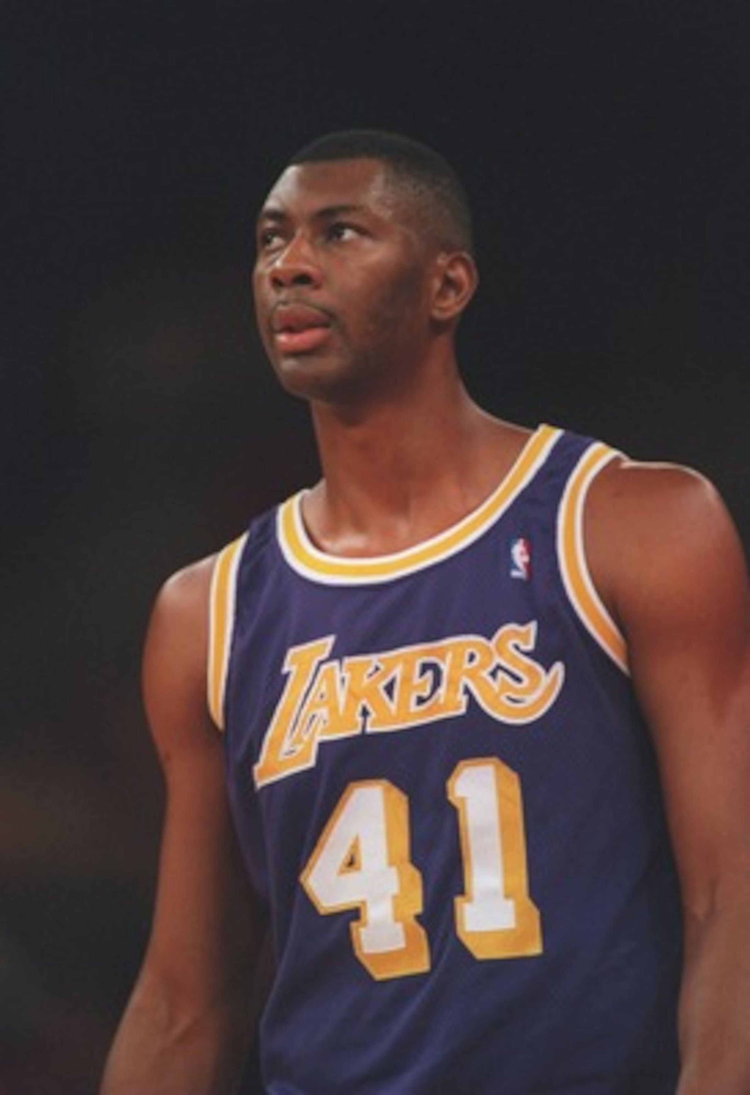 9 Jan 1995:  Elden Campbell of the Los Angeles Lakers during the Lakers 129-83 loss to the Portland Trailblazers in Portland, Oregon. Mandatory Credit: Otto Greule/ALLSPORT