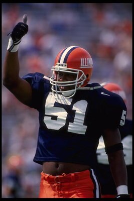 2 Sep 1995:  Linebacker Kevin Hardy of the University of Illinois gives a thumbs-up during the Fighting Illini 38-14 loss to the University of Michigan at Memorial Stadium in Champaign, Illinois.  Mandatory Credit:  Brian Bahr/Allsport