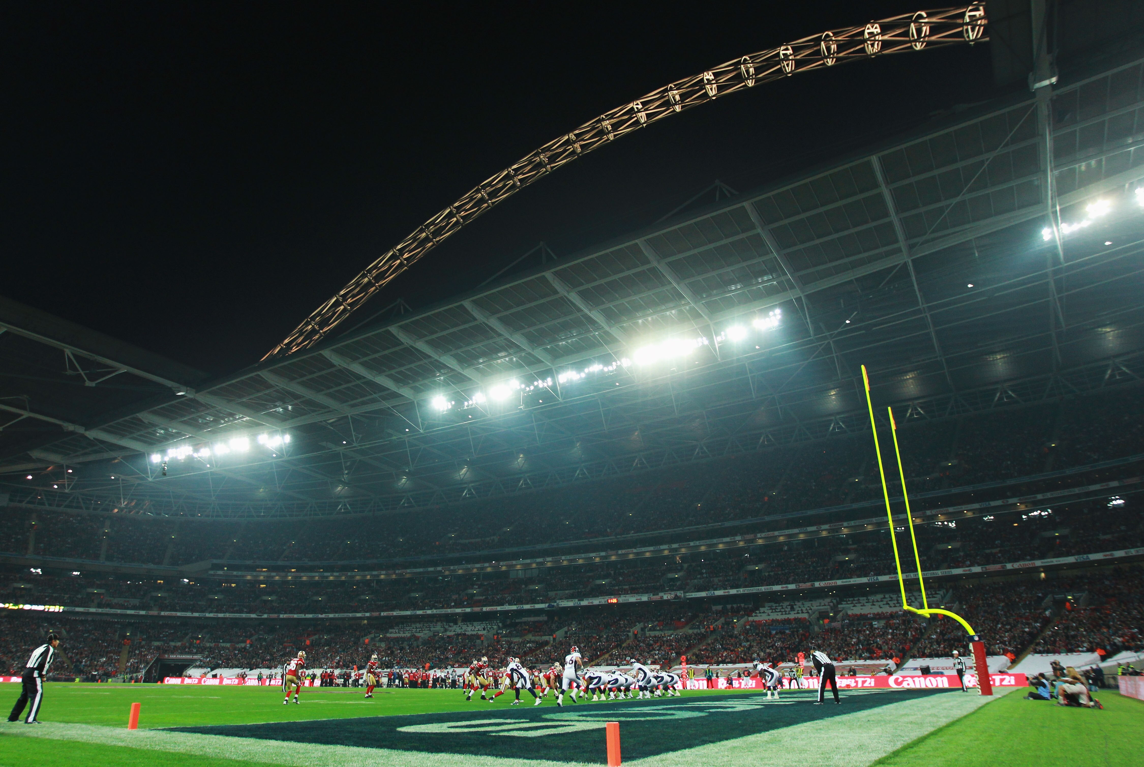 LONDON, ENGLAND - OCTOBER 31:  A general view during the NFL International Series match between Denver Broncos and San Francisco 49ers at Wembley Stadium on October 31, 2010 in London, England. This is the fourth occasion where a regular season NFL match