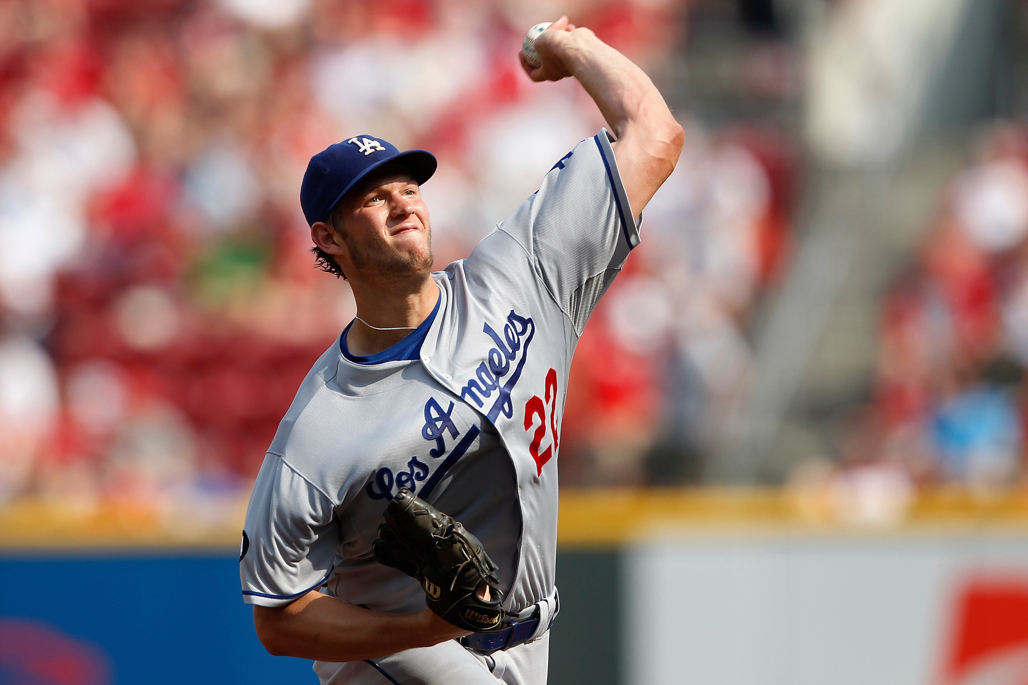 CINCINNATI, OH - JUNE 4: Clayton Kershaw #22 of the Los Angeles Dodgers pitches against the Cincinnati Reds at Great American Ball Park on June 4, 2011 in Cincinnati, Ohio. The Dodgers won 11-8 in eleven innings. (Photo by Joe Robbins/Getty Images)