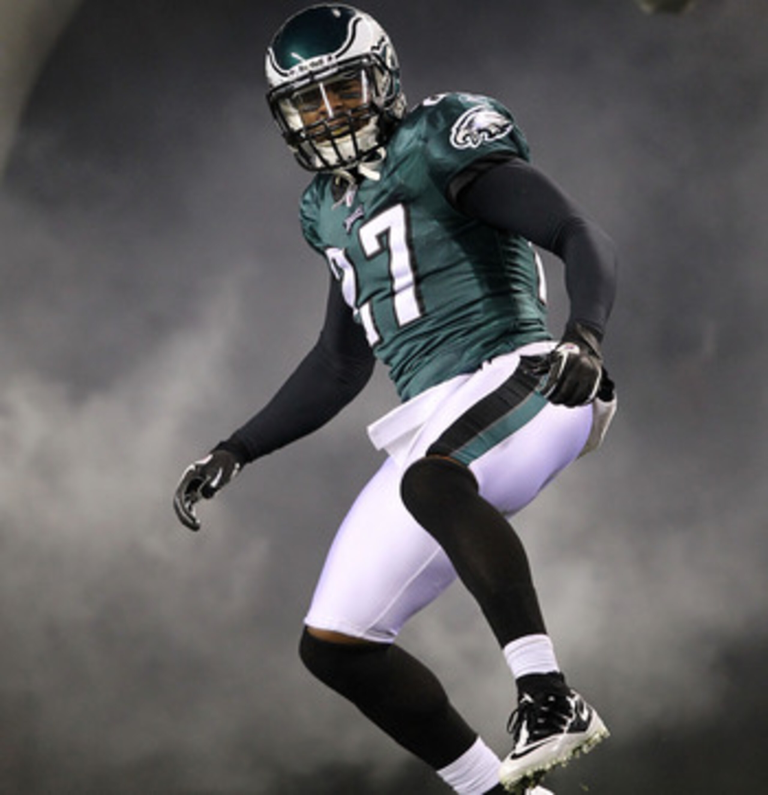 PHILADELPHIA, PA - DECEMBER 02:  Quintin Mikell #27 of the Philadelphia Eagles takes the field during player introductions against the Houston Texans at Lincoln Financial Field on December 2, 2010 in Philadelphia, Pennsylvania.  (Photo by Al Bello/Getty I