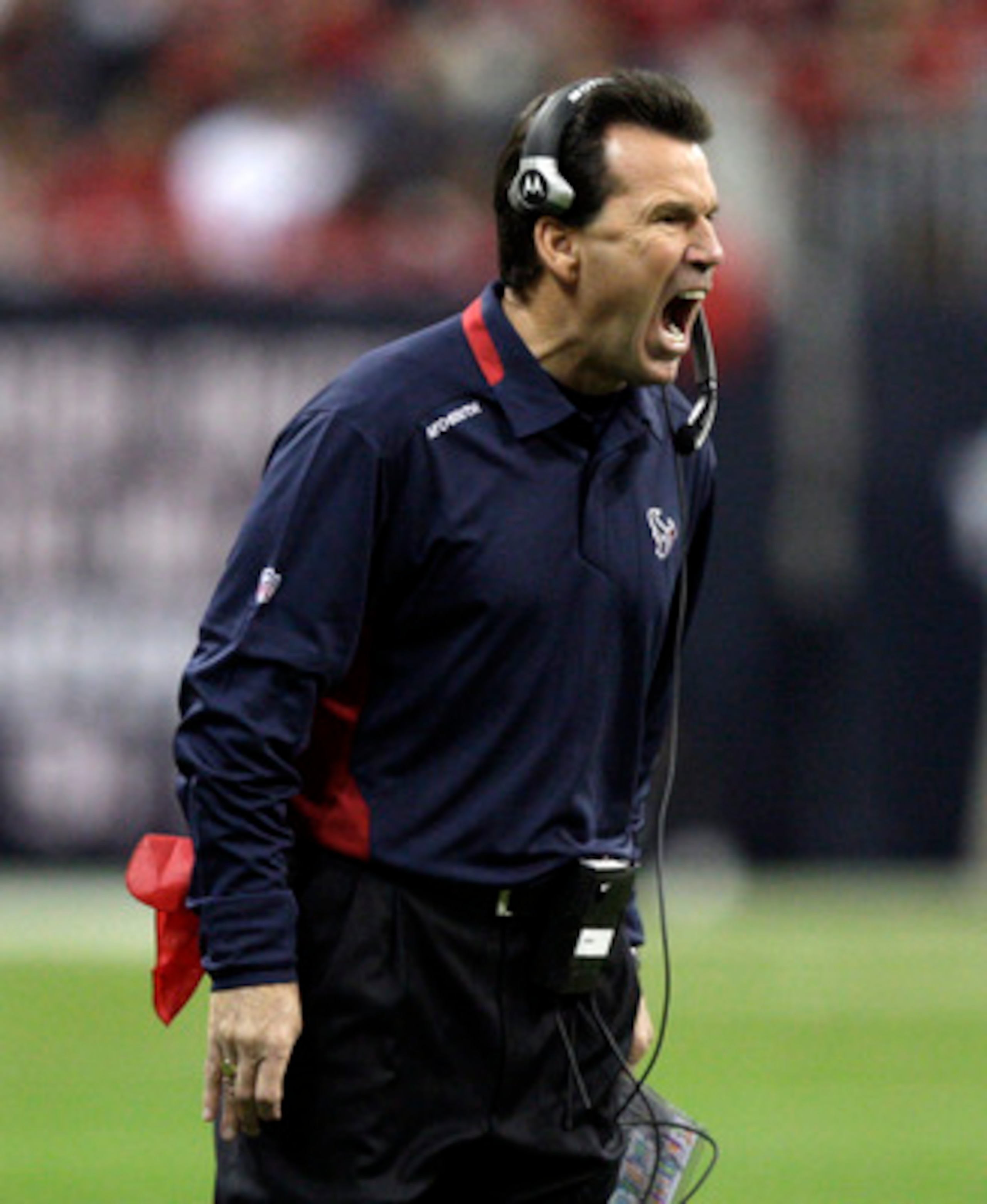 HOUSTON, TX - DECEMBER 13:  Head coach Gary Kubiak yells at the officials in the fourth quarter during a football game against the Baltimore Ravens at Reliant Stadium on December 13, 2010 in Houston, Texas.  (Photo by Bob Levey/Getty Images)