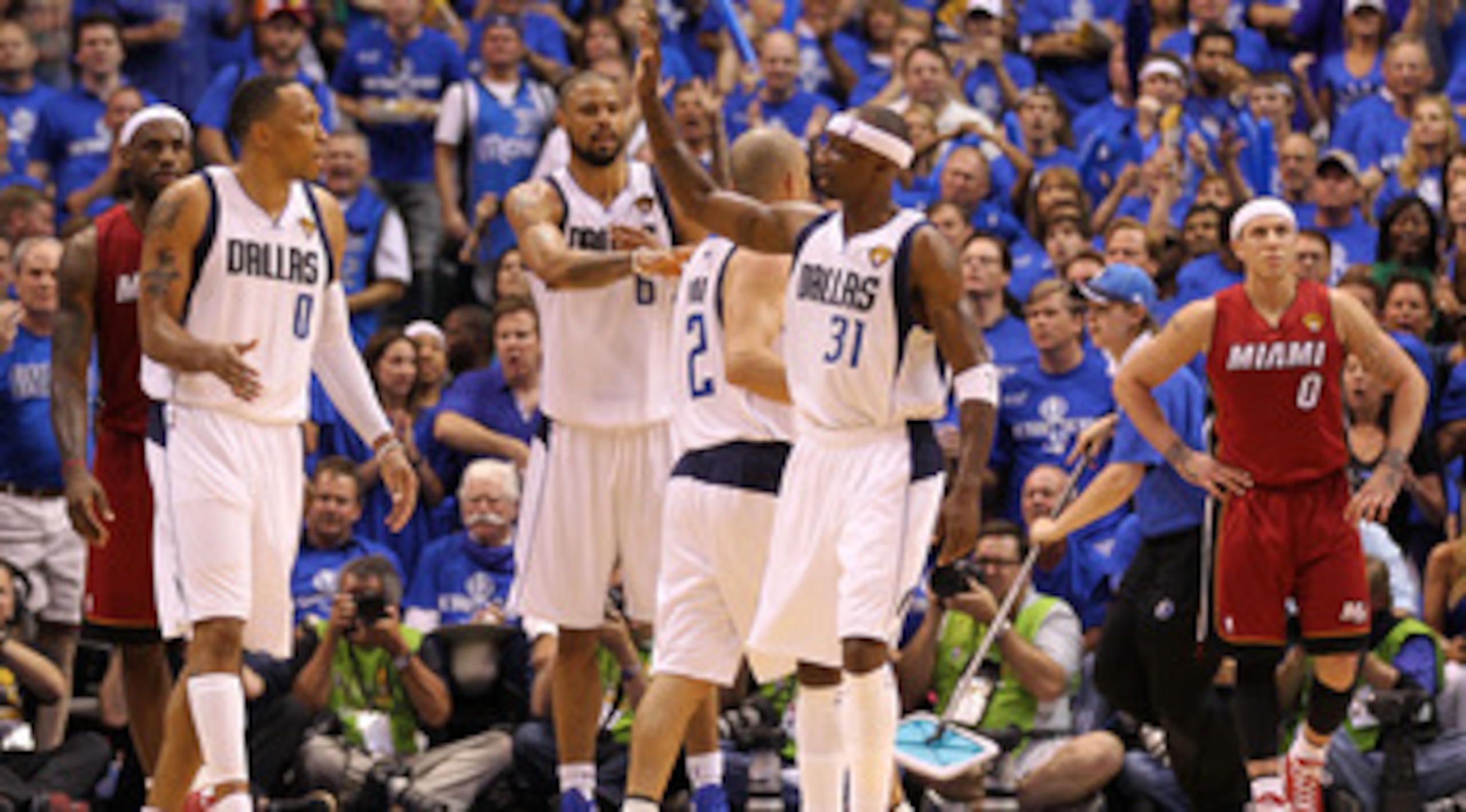DALLAS, TX - JUNE 05: Shawn Marion #0, Tyson Chandler #6 and Jason Terry #31 of the Dallas Mavericks react against LeBron James #6 (L) and Mike Bibby #0 of the Miami Heat in Game Three of the 2011 NBA Finals at American Airlines Center on June 5, 2011 in DALLAS, TX - JUNE 05: Shawn Marion #0, Tyson Chandler #6 and Jason Terry #31 of the Dallas Mavericks react against LeBron James #6 (L) and Mike Bibby #0 of the Miami Heat in Game Three of the 2011 NBA Finals at American Airlines Center on June 5, 2011 in