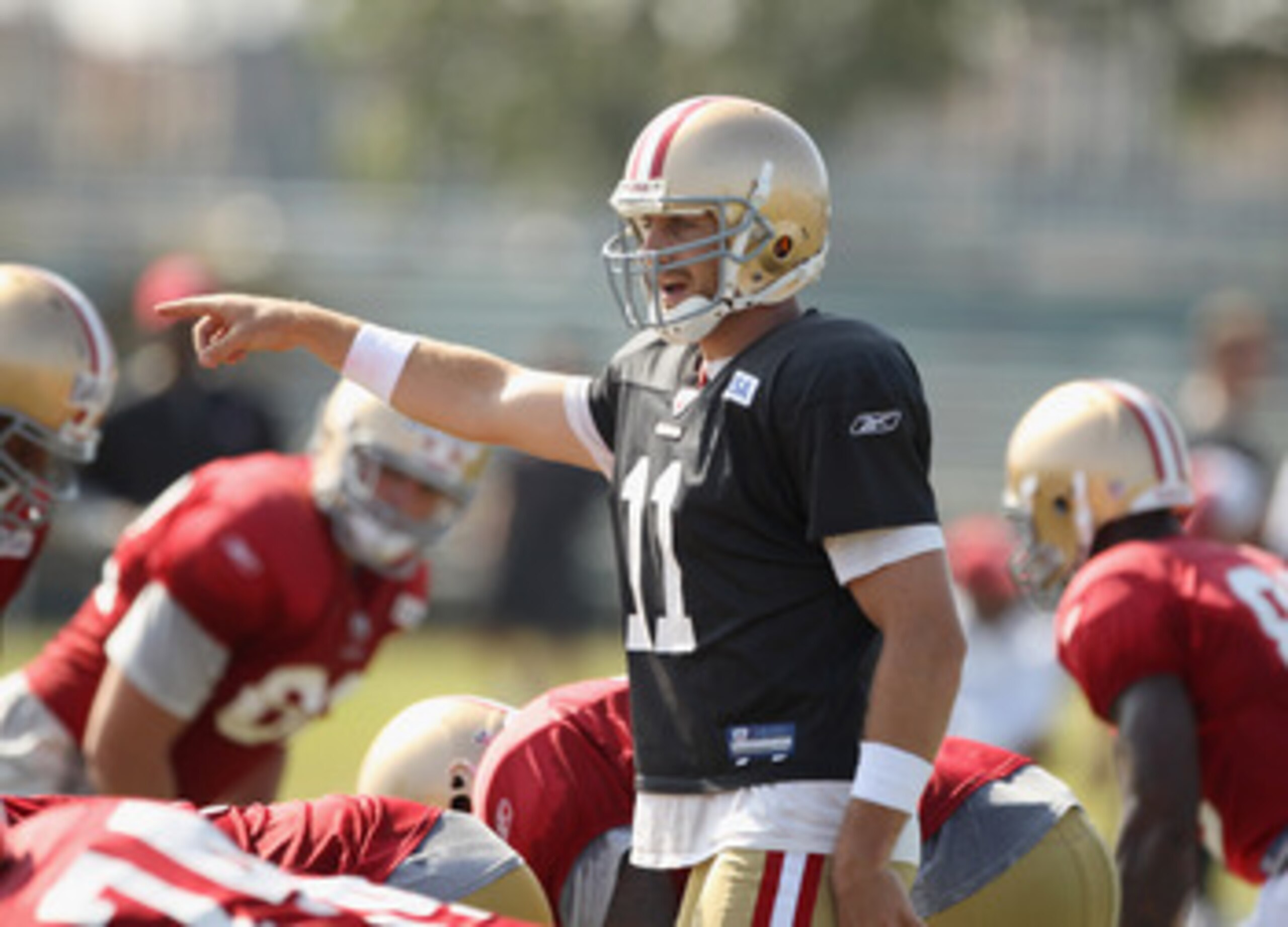 SANTA CLARA, CA - AUGUST 02:  Alex Smith #11 works out during the San Francisco 49ers training camp at their training complex on August 2, 2010 in Santa Clara, California.  (Photo by Ezra Shaw/Getty Images)