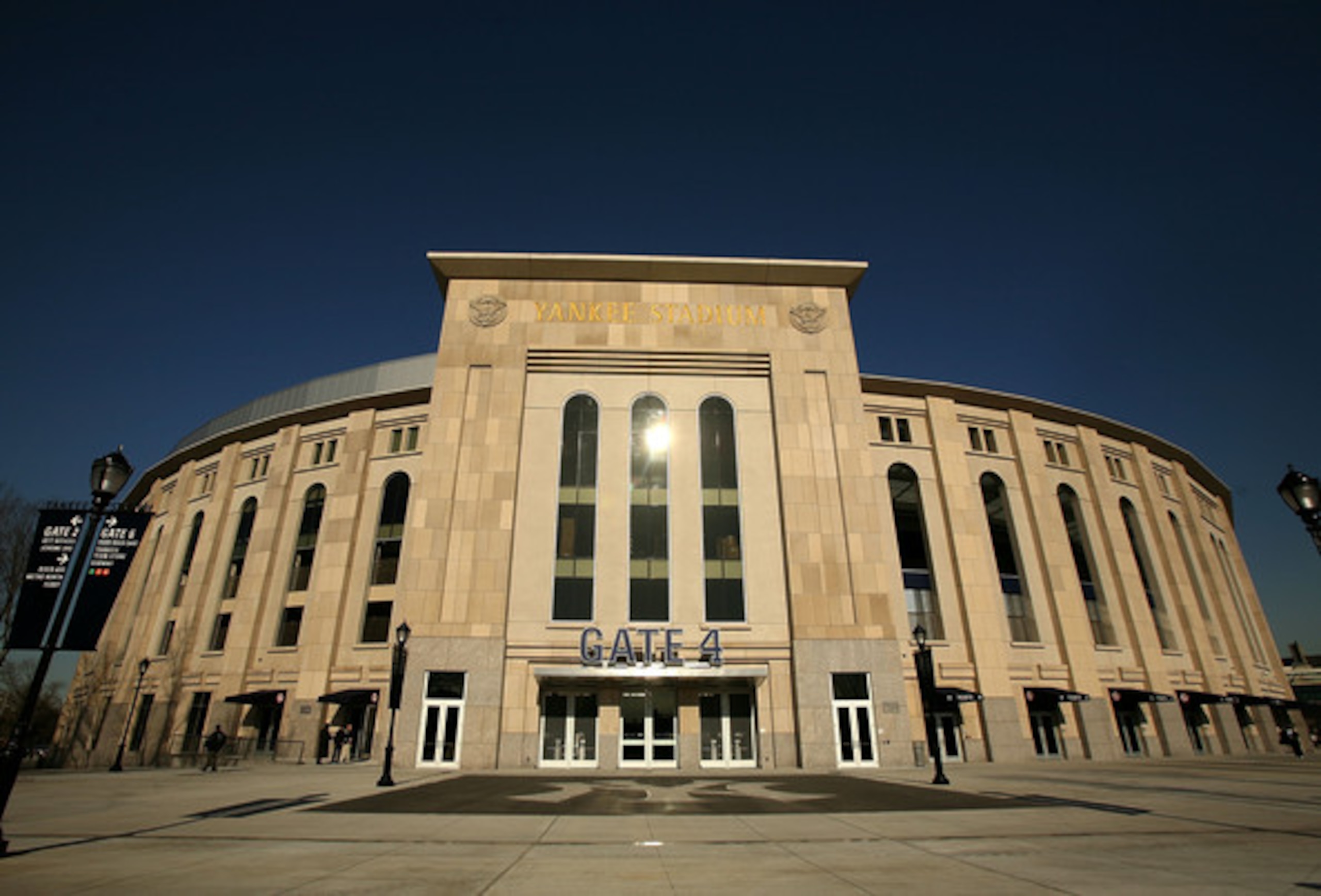 http://www.zimbio.com/pictures/DqAJKkxZvM_/Yankee+Stadium+Preview/IXCrGvRFW_P http://www.zimbio.com/pictures/DqAJKkxZvM_/Yankee+Stadium+Preview/IXCrGvRFW_P