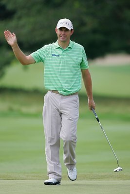 CROMWELL, CT - JUNE 24:  Padraig Harrington of Ireland waves to fans during the first round of the Travelers Championship held at TPC River Highlands on June 24, 2010 in Cromwell, Connecticut.  (Photo by Michael Cohen/Getty Images)