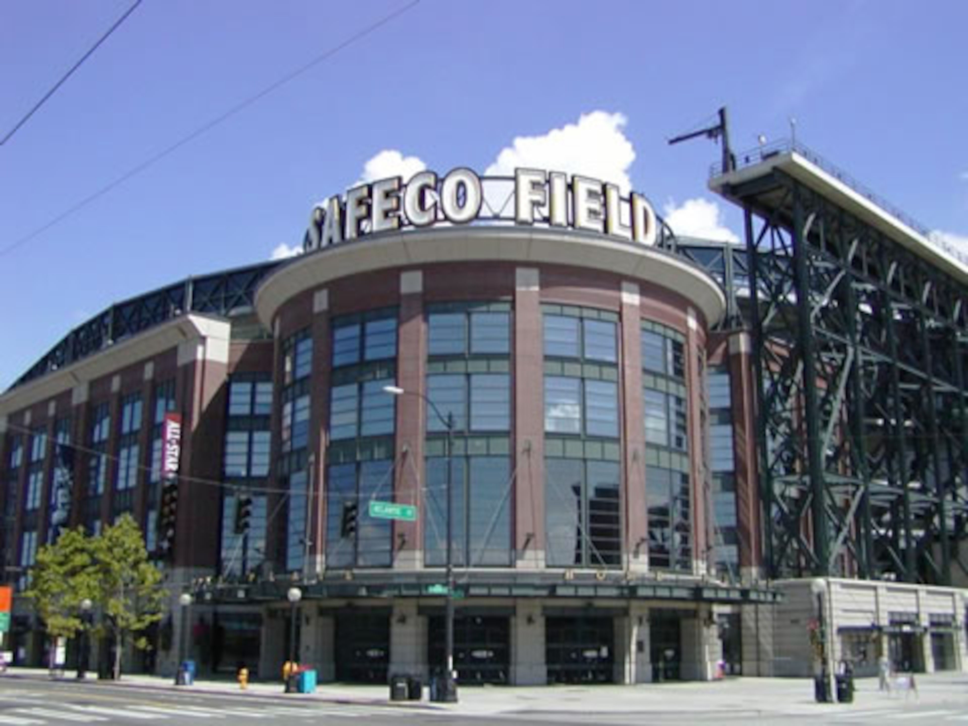 http://blogs.seattleweekly.com/voracious/safecofront.jpg