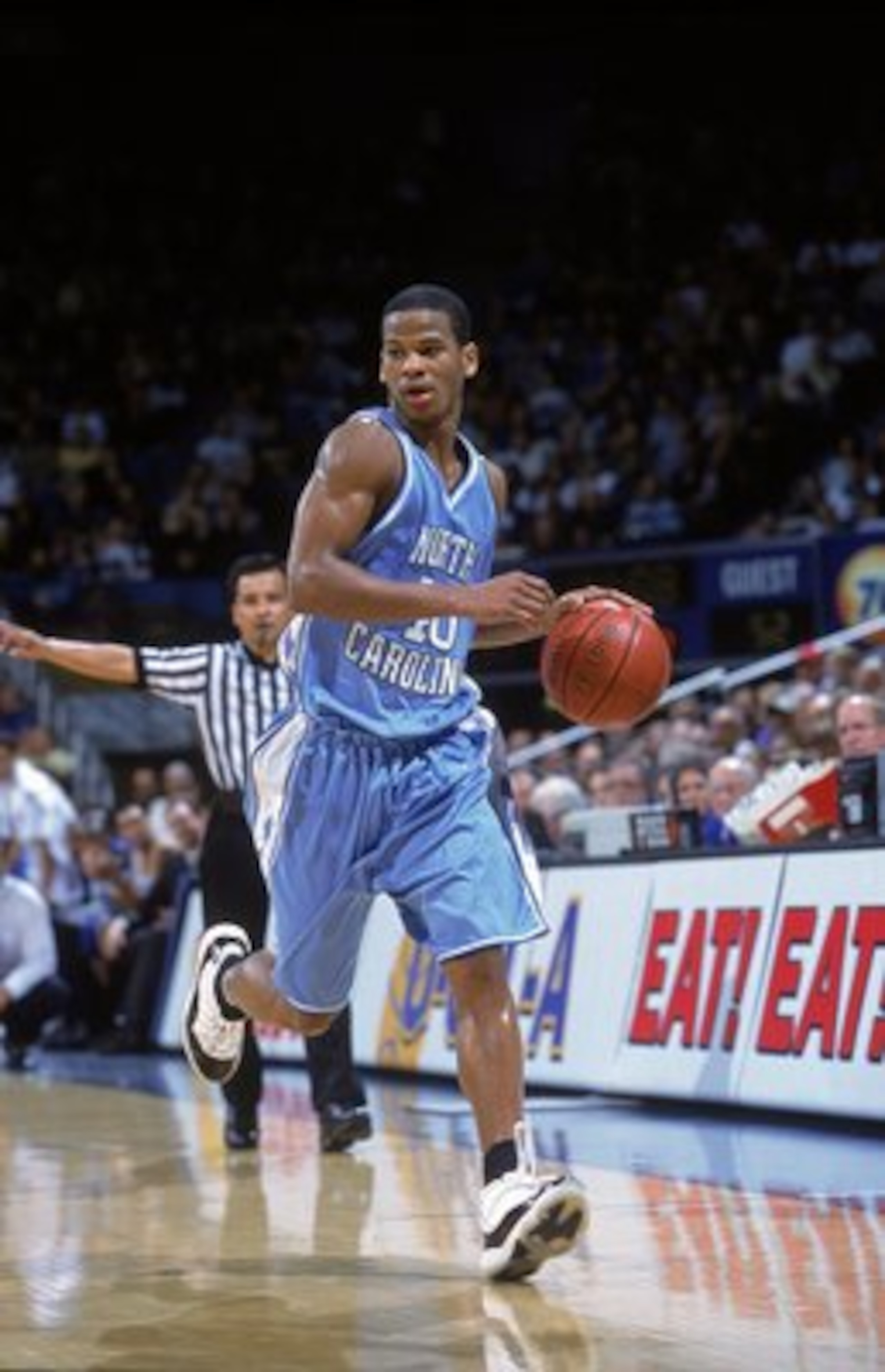 22 Dec 2000:  Joseph Forte #40 of the North Carolina Tar Heels dribbles the ball down the court during the game against the University California Los Angeles (UCLA) Bruins at the Pauley Pavilian in Los Angeles, California.  The Tar Heels defeated the Brui