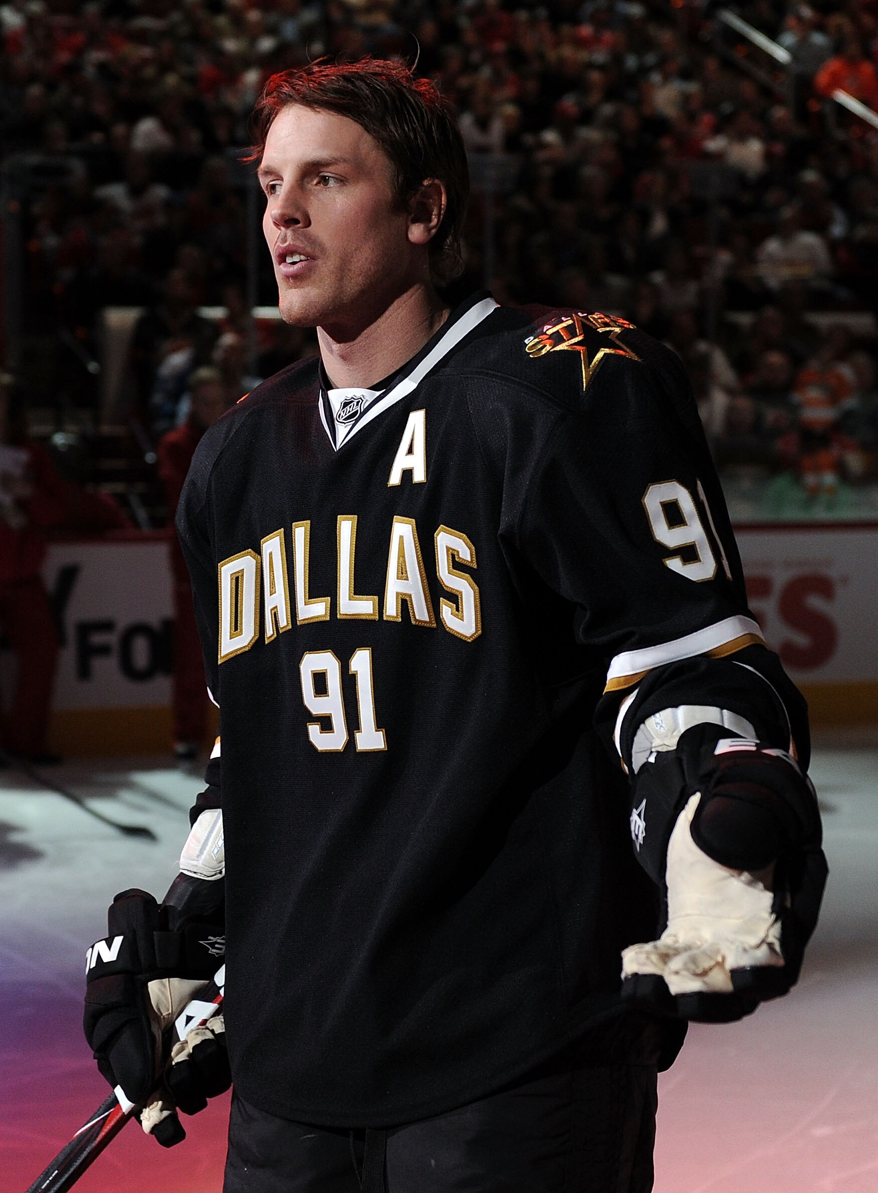 RALEIGH, NC - JANUARY 29: Brad Richards #91 of the Dallas Stars is introduced during the Honda NHL SuperSkills competition part of 2011 NHL All-Star Weekend at the RBC Center on January 29, 2011 in Raleigh, North Carolina. (Photo by Harry How/Getty Imag RALEIGH, NC - JANUARY 29: Brad Richards #91 of the Dallas Stars is introduced during the Honda NHL SuperSkills competition part of 2011 NHL All-Star Weekend at the RBC Center on January 29, 2011 in Raleigh, North Carolina. (Photo by Harry How/Getty Imag