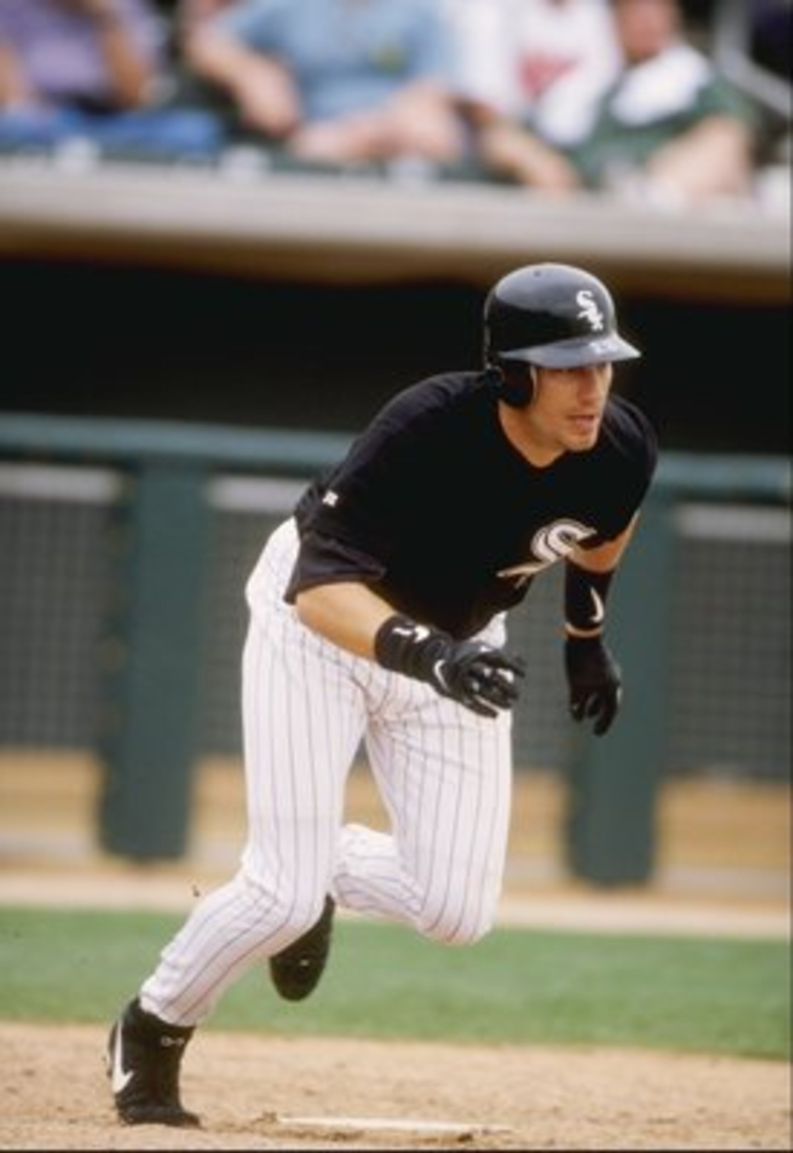 13 Mar 1998:  Infielder Robin Ventura of the Chicago White Sox in action during a spring training game against the Anaheim Angels at the Tucson Electric Park in Tucson, Arizona. The Angels defeated the White Sox 11-10. Mandatory Credit: Jeff Carlick  /All