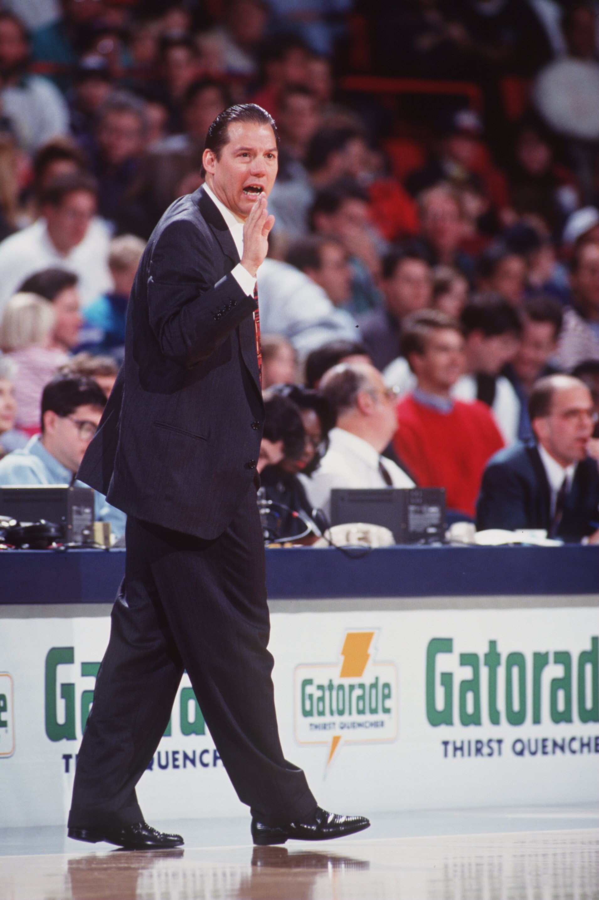 1994:  LOS ANGELES HEAD COACH RANDY PFUND YELLS INSTRUCTIONS FROM THE SIDELINE DURING THE LAKERS GAME VERSUS THE DENVER NUGGETS IN DENVER, COLORADO.  Mandatory Credit: Tim Defrisco/ALLSPORT