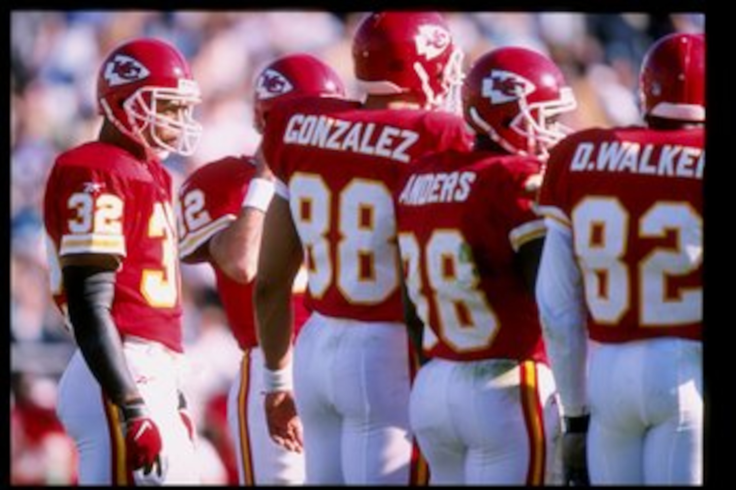 9 Nov 1997:  Running back Marcus Allen #32 of the Kansas City Chiefs looks on during a game against the Jacksonville Jaguars at Alltell Stadium in Jacksonville, Florida.  The Jaguars won the game 24-10. Mandatory Credit: Andy Lyons  /Allsport