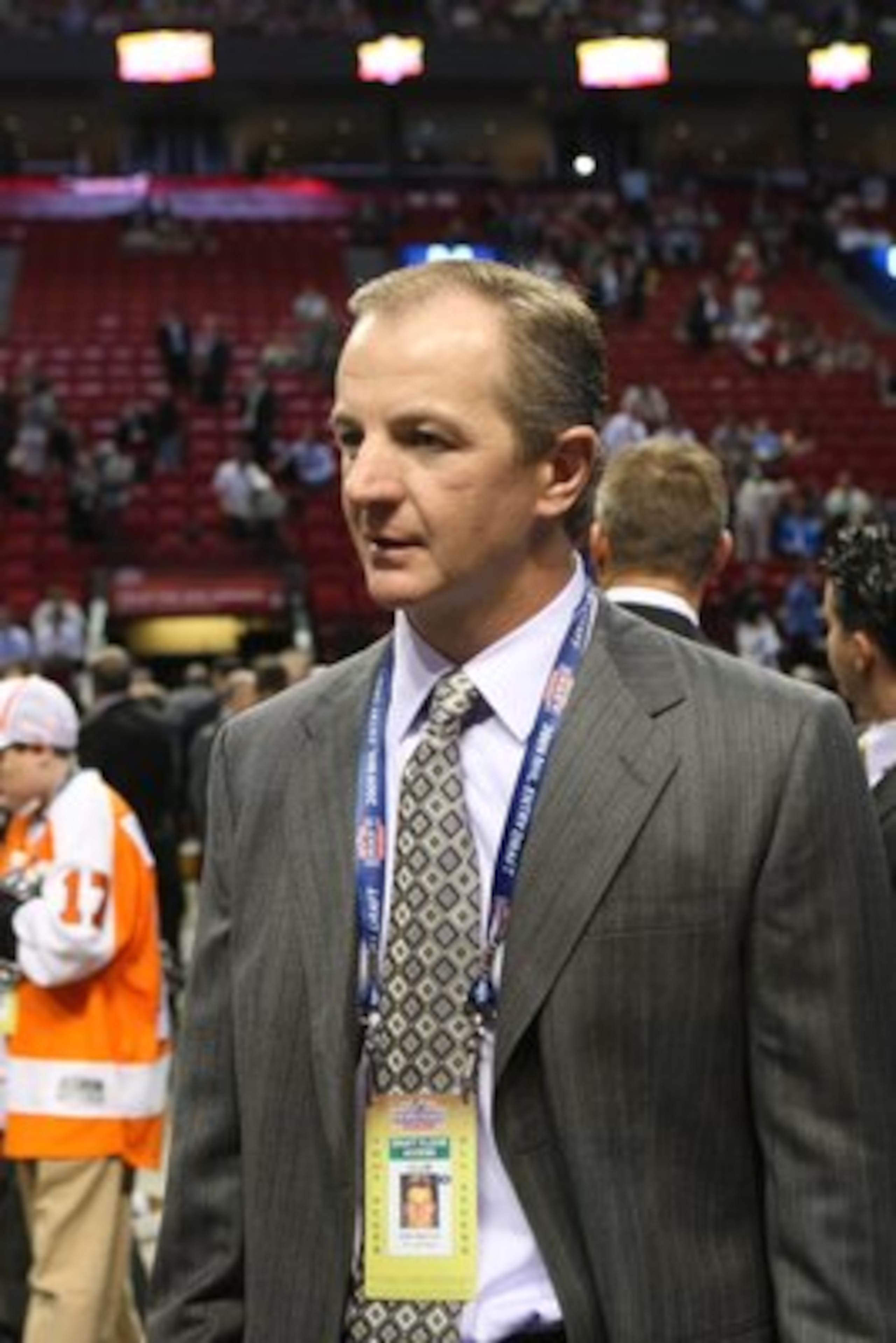MONTREAL - JUNE 26: VP of Hockey Operations Al MacInnis of the St. Louis Blues looks on during the first round of the 2009 NHL Entry Draft at the Bell Centre on June 26, 2009 in Montreal, Quebec, Canada. (Photo by Bruce Bennett/Getty Images) MONTREAL - JUNE 26: VP of Hockey Operations Al MacInnis of the St. Louis Blues looks on during the first round of the 2009 NHL Entry Draft at the Bell Centre on June 26, 2009 in Montreal, Quebec, Canada. (Photo by Bruce Bennett/Getty Images)