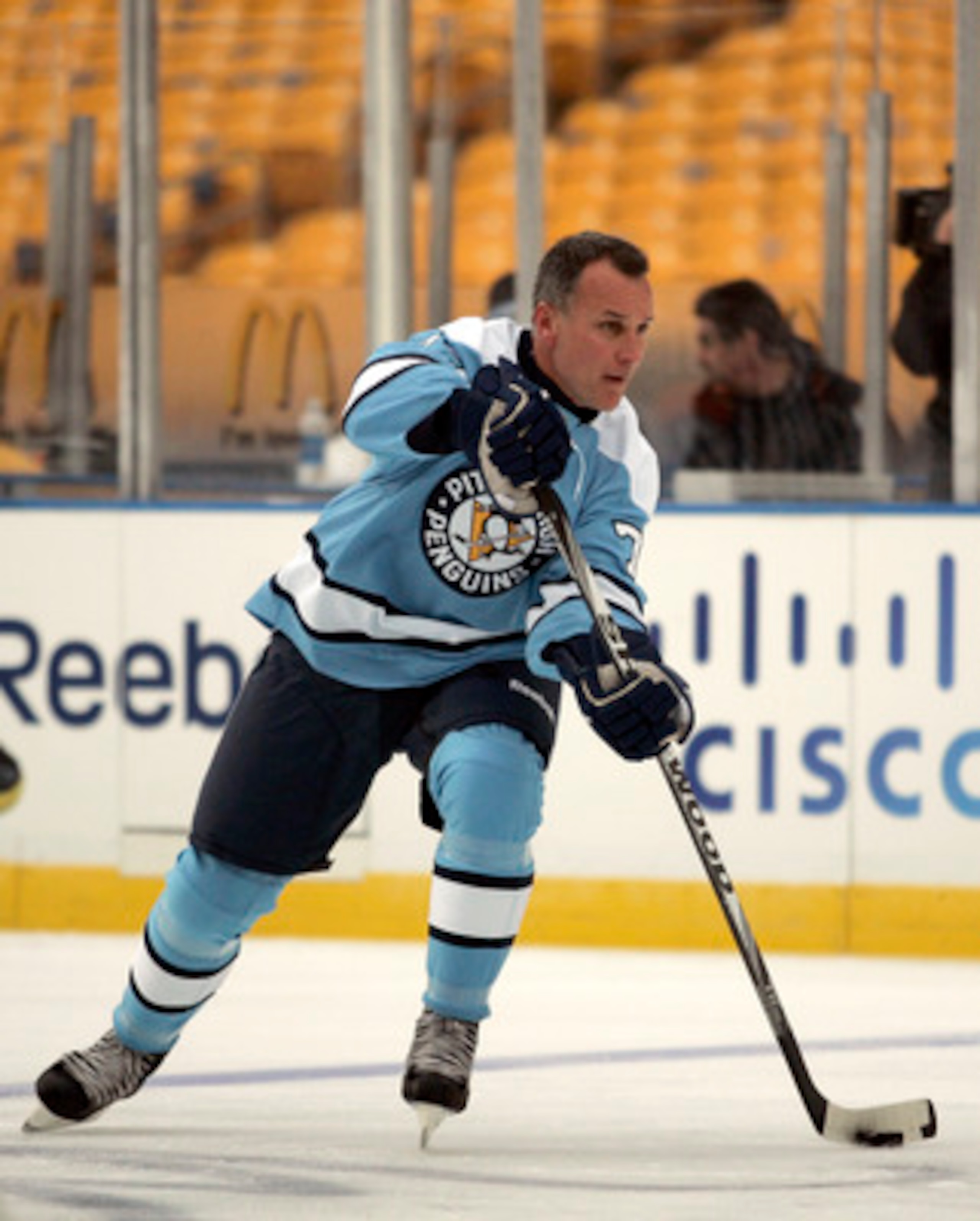 PITTSBURGH, PA - DECEMBER 31: Paul Coffey #77 of the Pittsburgh Penguins skates against the Washington Capitals during the 2011 NHL Winter Classic Alumni Game on December 31, 2010 at Heinz Field in Pittsburgh, Pennsylvania. (Photo by Justin K. Aller/Get PITTSBURGH, PA - DECEMBER 31: Paul Coffey #77 of the Pittsburgh Penguins skates against the Washington Capitals during the 2011 NHL Winter Classic Alumni Game on December 31, 2010 at Heinz Field in Pittsburgh, Pennsylvania. (Photo by Justin K. Aller/Get