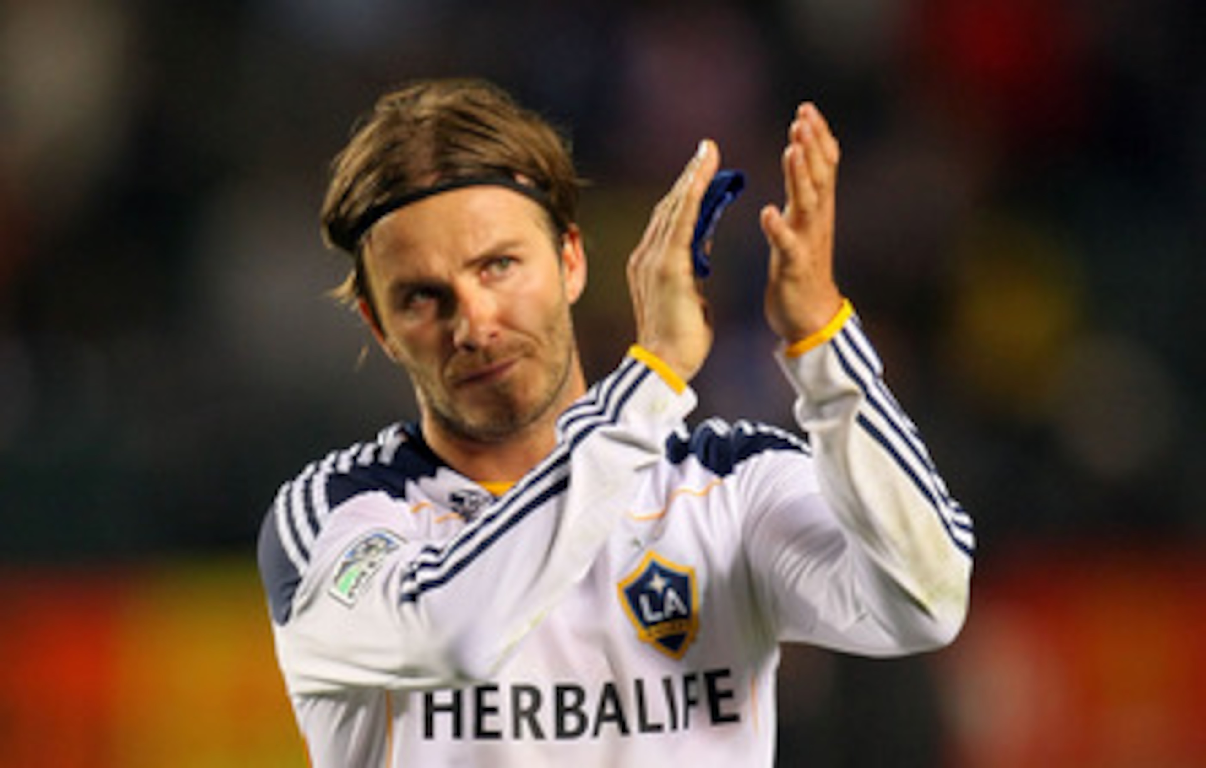 CARSON, CA - JUNE 03: David Beckham #23 of the Los Angeles Galaxy applauds to the fans after their MLS match against D.C. United at The Home Depot Center on June 3, 2011 in Carson, California. United and the Galaxy played to a 0-0 draw. (Photo by Victor CARSON, CA - JUNE 03: David Beckham #23 of the Los Angeles Galaxy applauds to the fans after their MLS match against D.C. United at The Home Depot Center on June 3, 2011 in Carson, California. United and the Galaxy played to a 0-0 draw. (Photo by Victor
