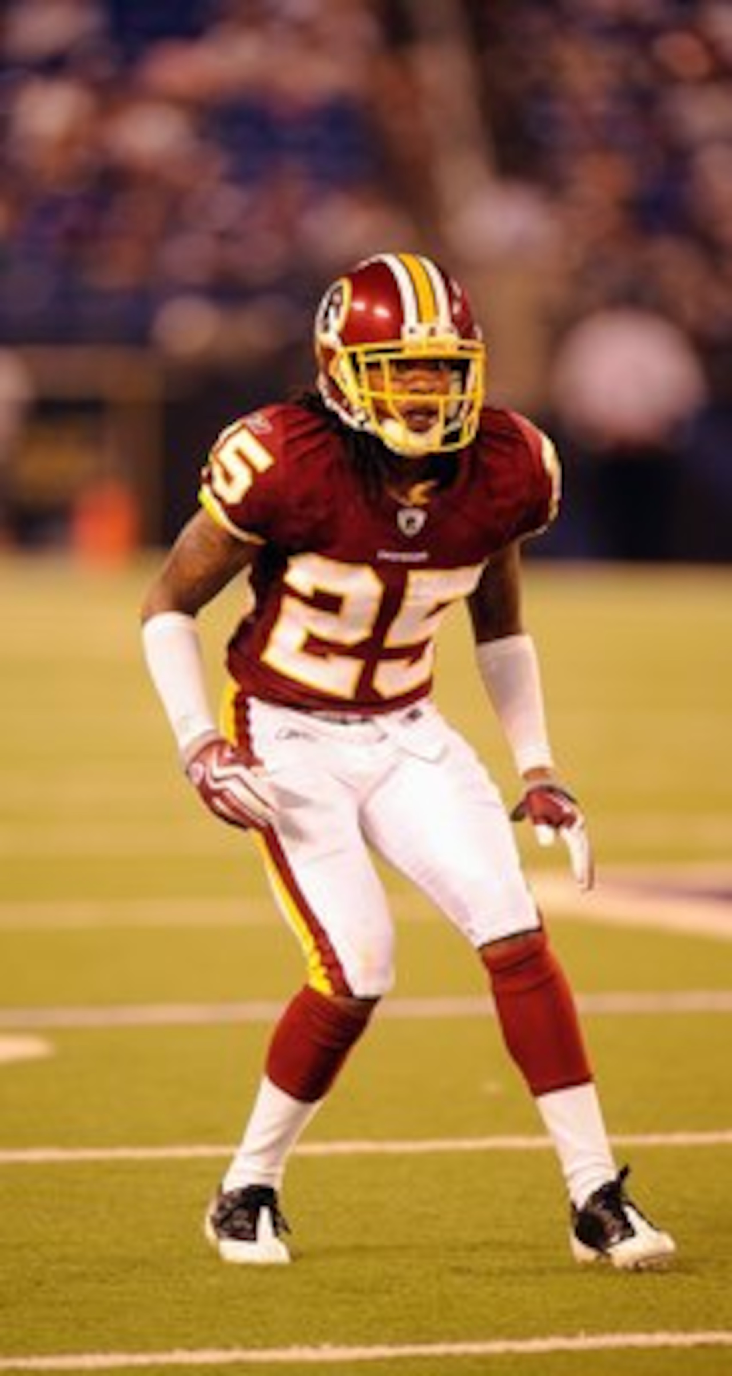 BALTIMORE, MD - AUGUST 13:  Kevin Barnes #25 of the Washington Redskins prepares for a play during a NFL preseason football game against the Baltimore Ravens on August 13, 2009 at M & T Bank Stadium in Baltimore, Maryland.   (Photo by Mitchell Layton/Gett