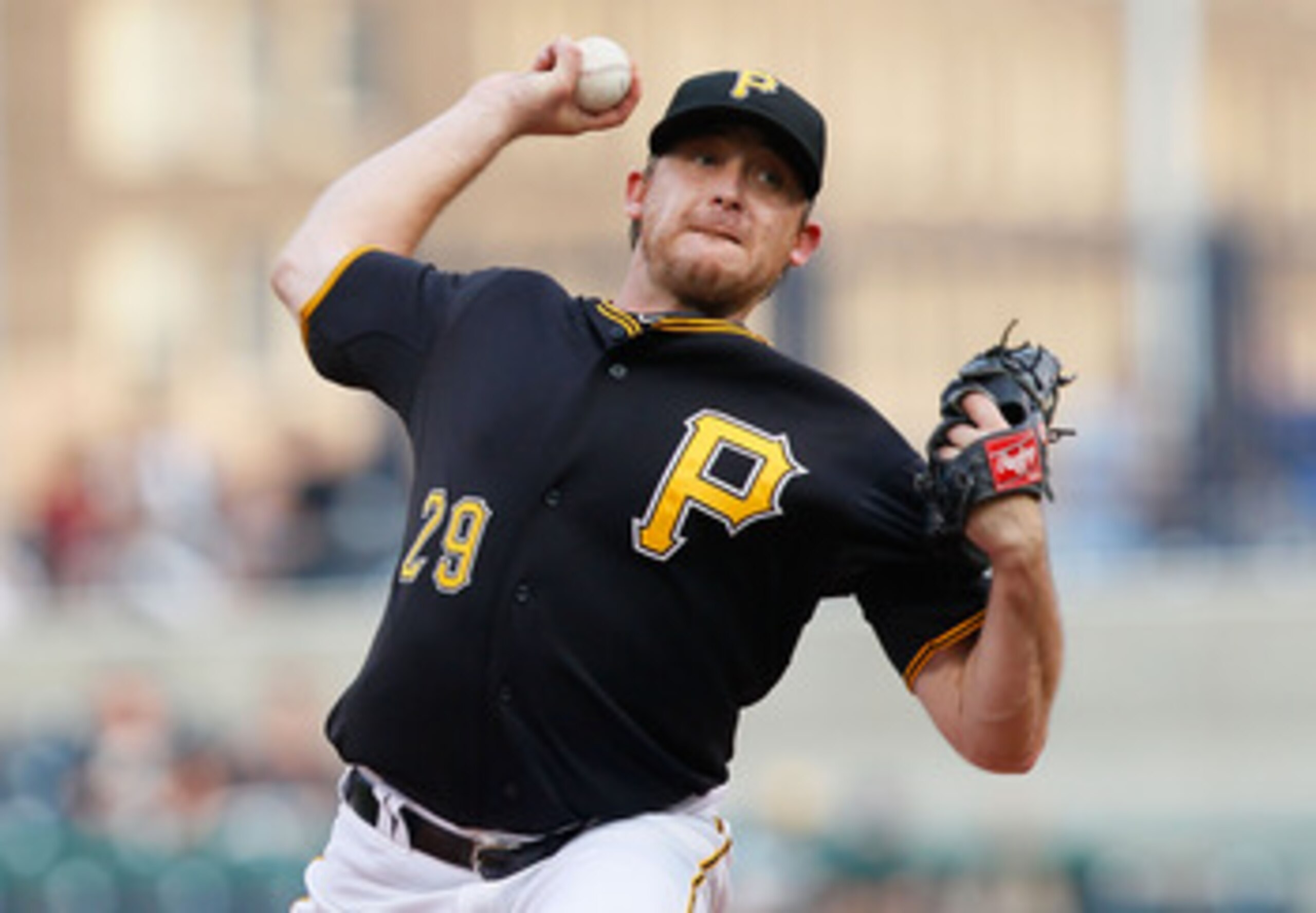 PITTSBURGH - JUNE 07:  Kevin Correia #29 of the Pittsburgh Pirates pitches against the Arizona Diamondbacks during the game on June 7, 2011 at PNC Park in Pittsburgh, Pennsylvania.  (Photo by Jared Wickerham/Getty Images)