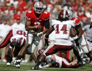 COLUMBUS, OH - SEPTEMBER 20:  Terrelle Pryor #2 of the Ohio State Buckeyes looks for open running room during a first quarter run against the Troy Trojans on September 20, 2008 at Ohio Stadium in Columbus, Ohio.  (Photo by Gregory Shamus/Getty Images)