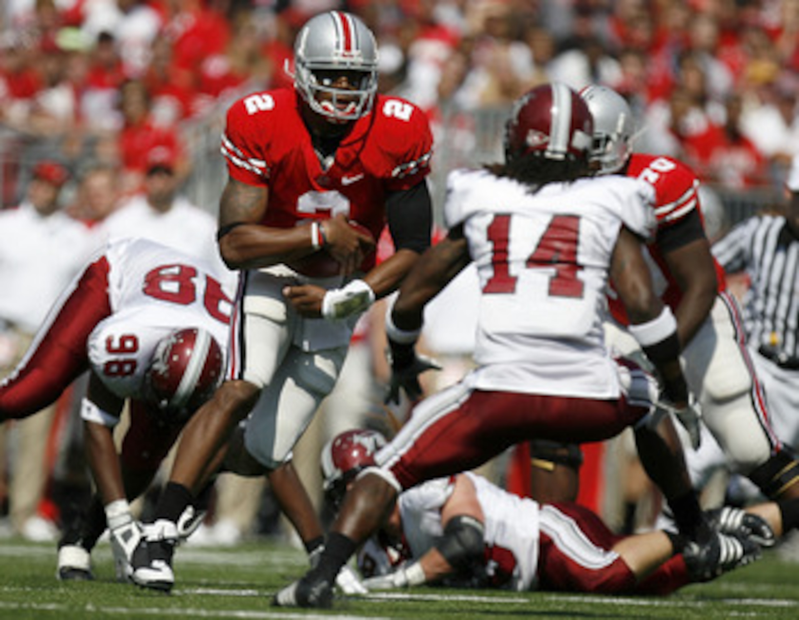 COLUMBUS, OH - SEPTEMBER 20:  Terrelle Pryor #2 of the Ohio State Buckeyes looks for open running room during a first quarter run against the Troy Trojans on September 20, 2008 at Ohio Stadium in Columbus, Ohio.  (Photo by Gregory Shamus/Getty Images)