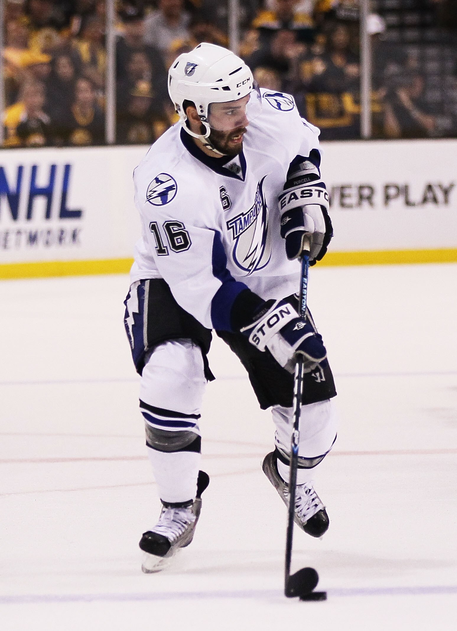 BOSTON, MA - MAY 27:  Teddy Purcell #16 of the Tampa Bay Lightning controls the puck against the Boston Bruins in Game Seven of the Eastern Conference Finals during the 2011 NHL Stanley Cup Playoffs at TD Garden on May 27, 2011 in Boston, Massachusetts.