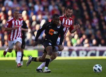 STOKE ON TRENT, ENGLAND - MAY 22:  Rory Delap of Stoke fights for the ball with Charles N'Zogbia of Wigan during the Barclays Premier League match between Stoke City and Wigan Athletic at Britannia Stadium on May 22, 2011 in Stoke on Trent, England.  (Pho