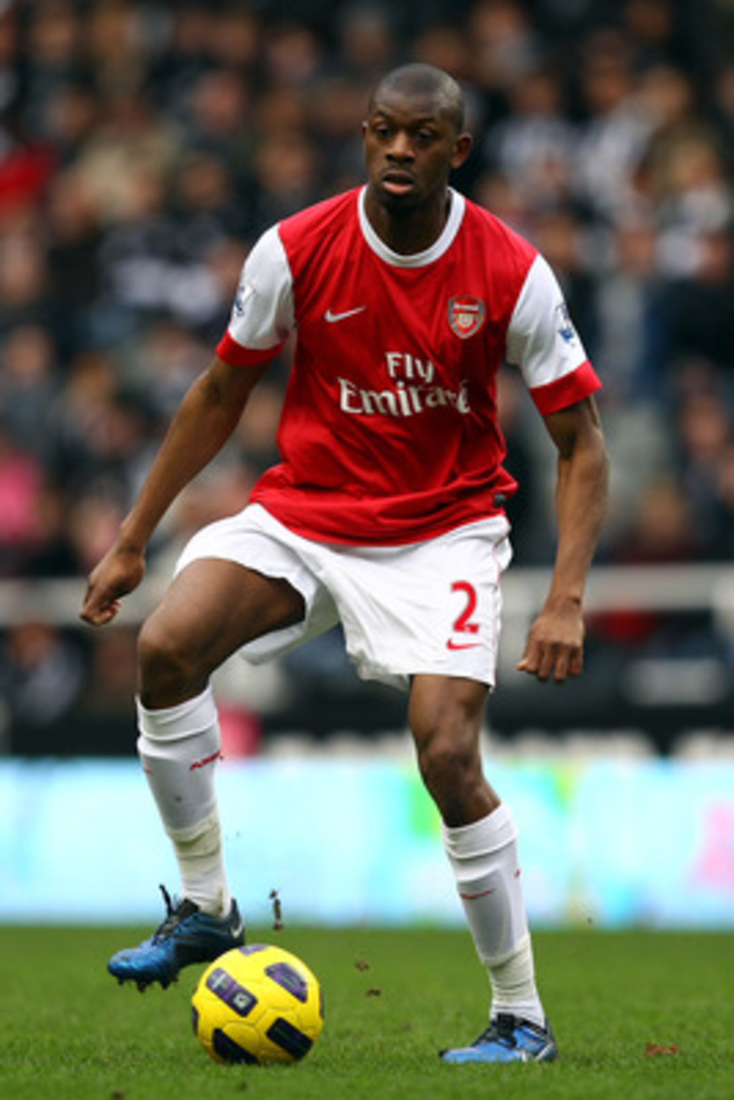 NEWCASTLE UPON TYNE, ENGLAND - FEBRUARY 05:  Abou Diaby of Arsenal in action during the Barclays Premier League match between Newcastle United and Arsenal at St James' Park on February 5, 2011 in Newcastle upon Tyne, England.  (Photo by Richard Heathcote/