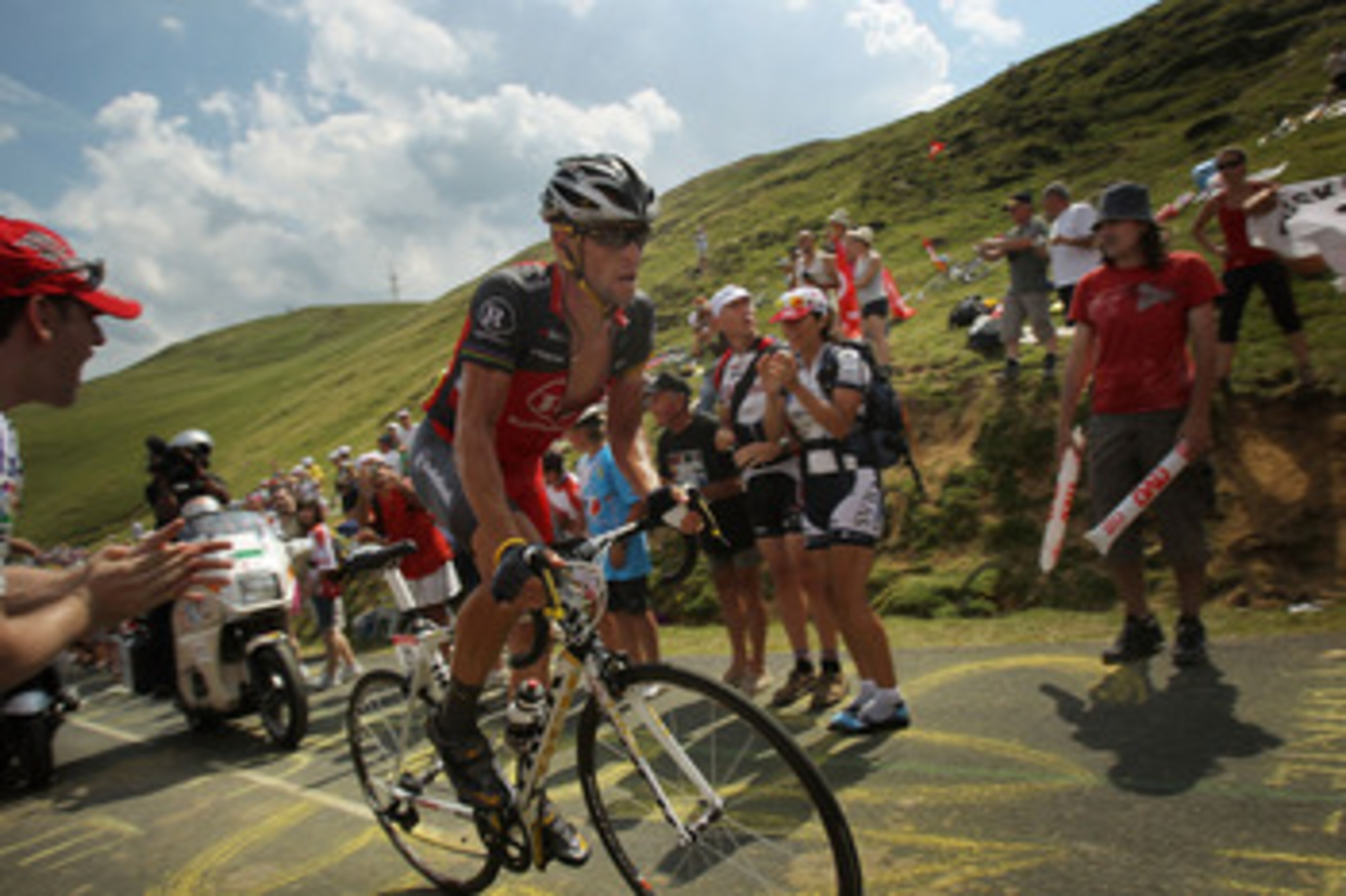 PAU, FRANCE - JULY 20:  American Lance Armstrong with team RadioShack rides in a breakaway during stage 16 of the Tour de France on July 20, 2010 in Pau, France. Armstrong started the ride between Bagneres-de-Luchon and Pau in 31st place. French rider Pie