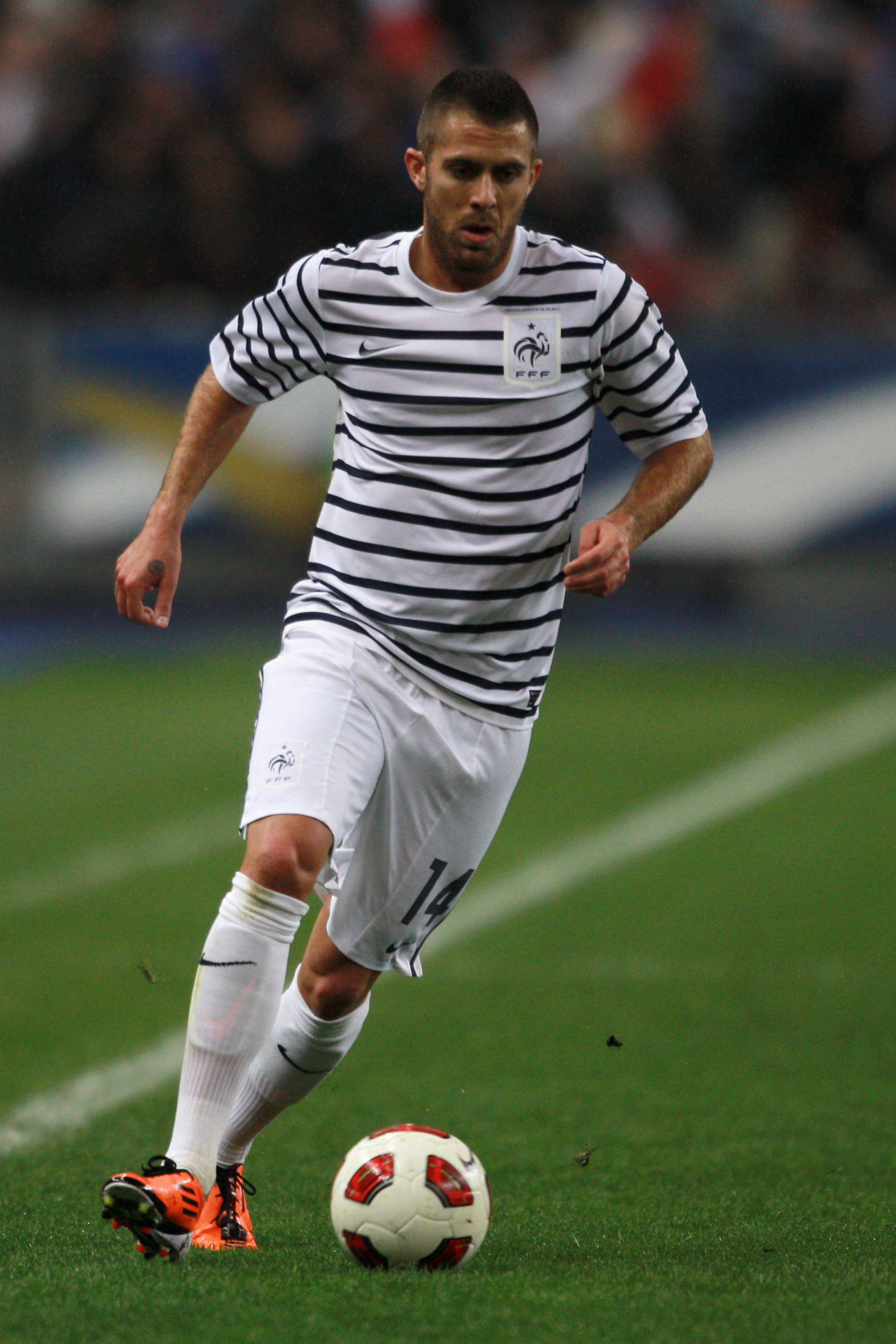 PARIS, FRANCE - MARCH 29:  Jeremy Menez of France in action during the International friendly match between France and Croatia at Stade de France on March 29, 2011 in Paris, France.  (Photo by Dean Mouhtaropoulos/Getty Images)