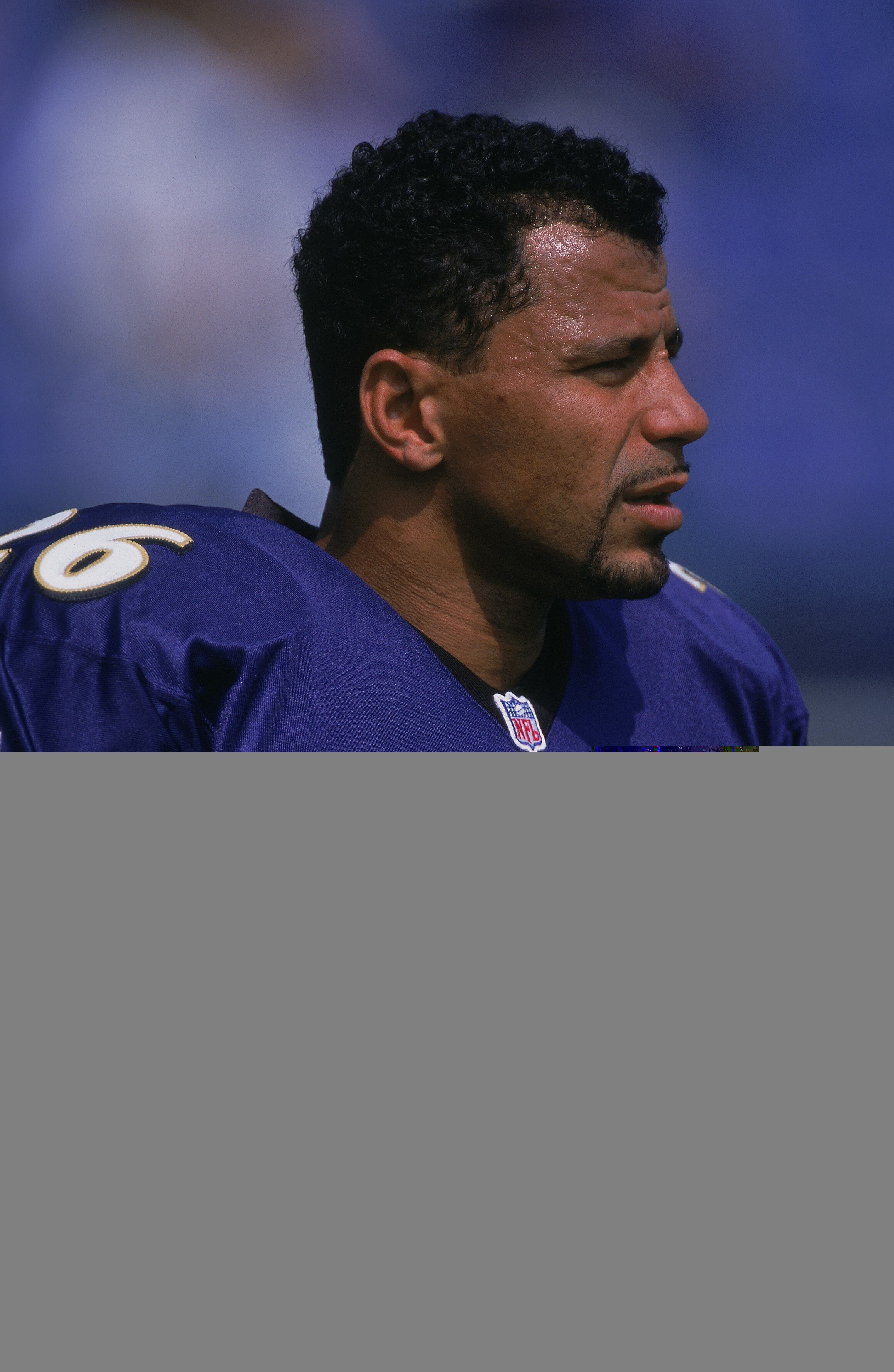31 Aug 2001:  Rod Woodson #26 of the Baltimore Ravens looking on during the game against the New York Giants at the PSINet Stadium in Baltimore, Maryland.  The Ravens defeated the Giants 38-9.Mandatory Credit: Doug Pensinger  /Allsport