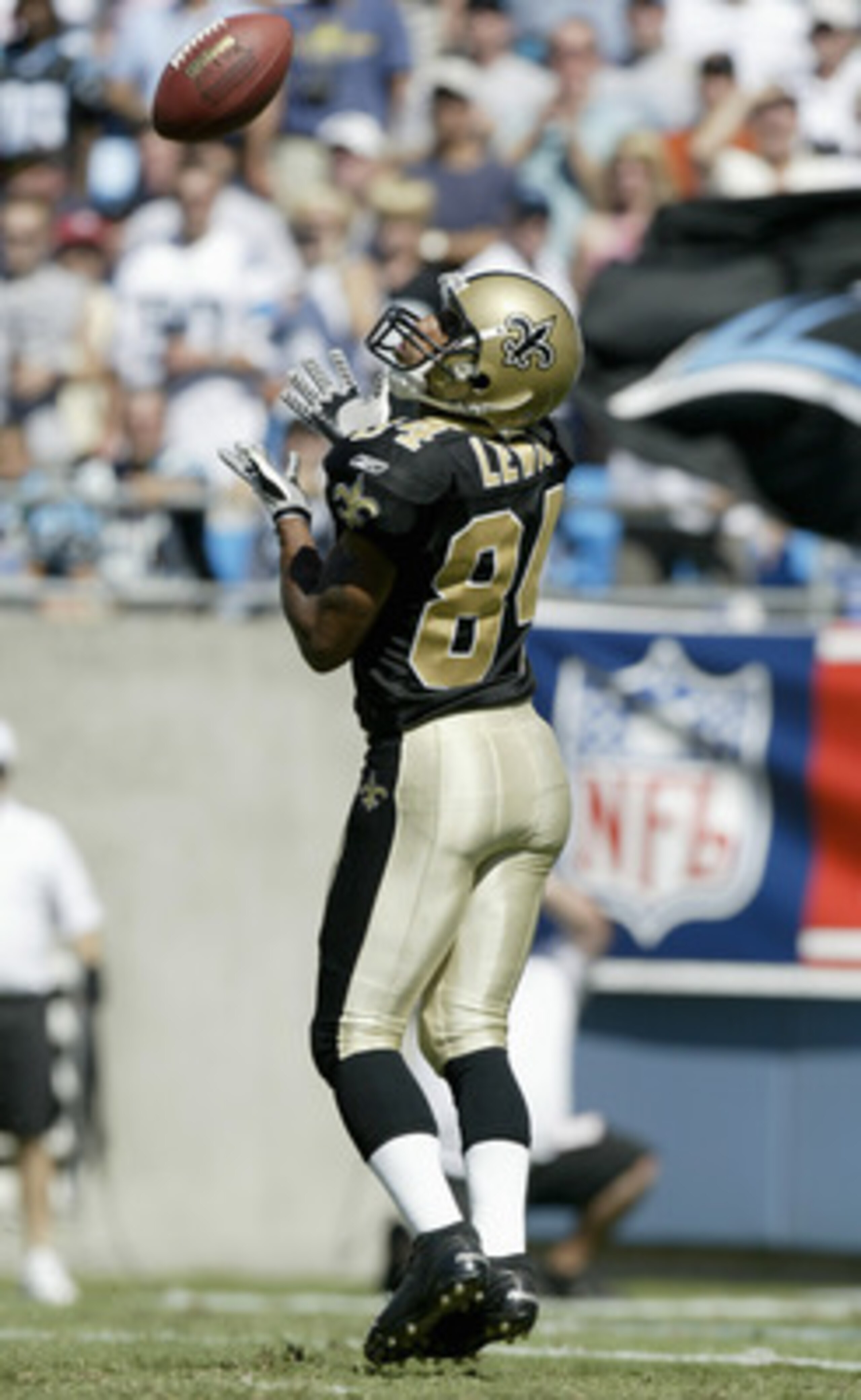 CHARLOTTE, NC - SEPTEMBER 11:  Michael Lewis #84 of the New Orleans Saints makes a catch during the game against the Carolina Panthers at Bank of America Stadium on September 11, 2005 in Charlotte, North Carolina. The Saints won 23-20. The Saints won 23-2