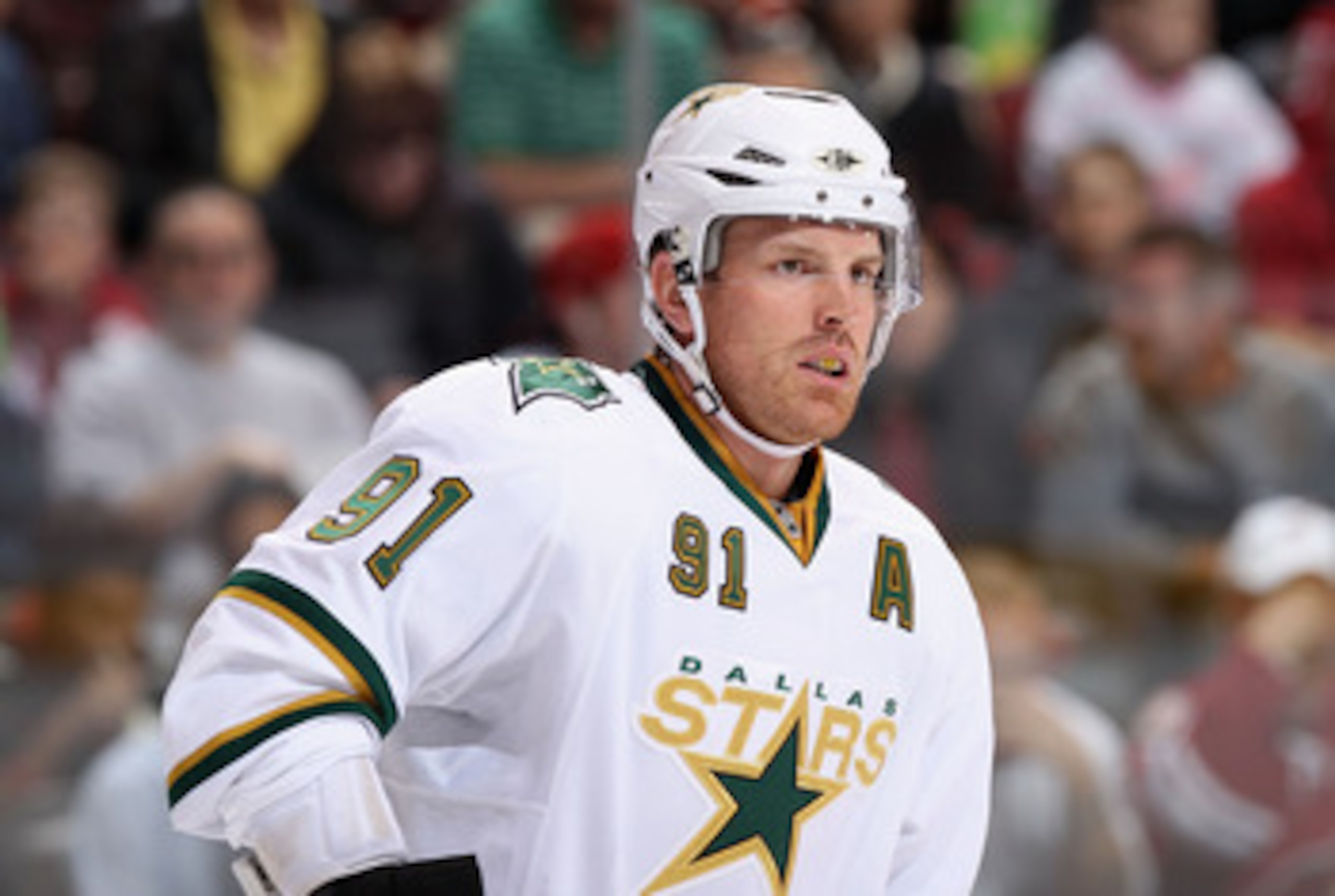 GLENDALE, AZ - MARCH 29:  Brad Richards #91 of the Dallas Stars during the NHL game against the Phoenix Coyotes at Jobing.com Arena on March 29, 2011 in Glendale, Arizona.  The Coyotes defeated the Stars 2-1 in an overtime shoot out.  (Photo by Christian 