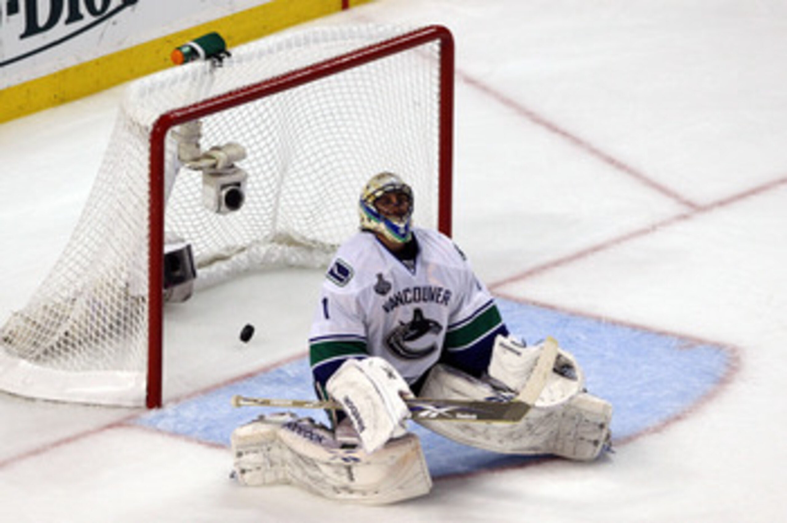 BOSTON, MA - JUNE 08: Michael Ryder (not pictured) #73 of the Boston Bruins scores a goal in the second period against Roberto Luongo #1 of the Vancouver Canucks during Game Four of the 2011 NHL Stanley Cup Final at TD Garden on June 8, 2011 in Boston, M BOSTON, MA - JUNE 08: Michael Ryder (not pictured) #73 of the Boston Bruins scores a goal in the second period against Roberto Luongo #1 of the Vancouver Canucks during Game Four of the 2011 NHL Stanley Cup Final at TD Garden on June 8, 2011 in Boston, M