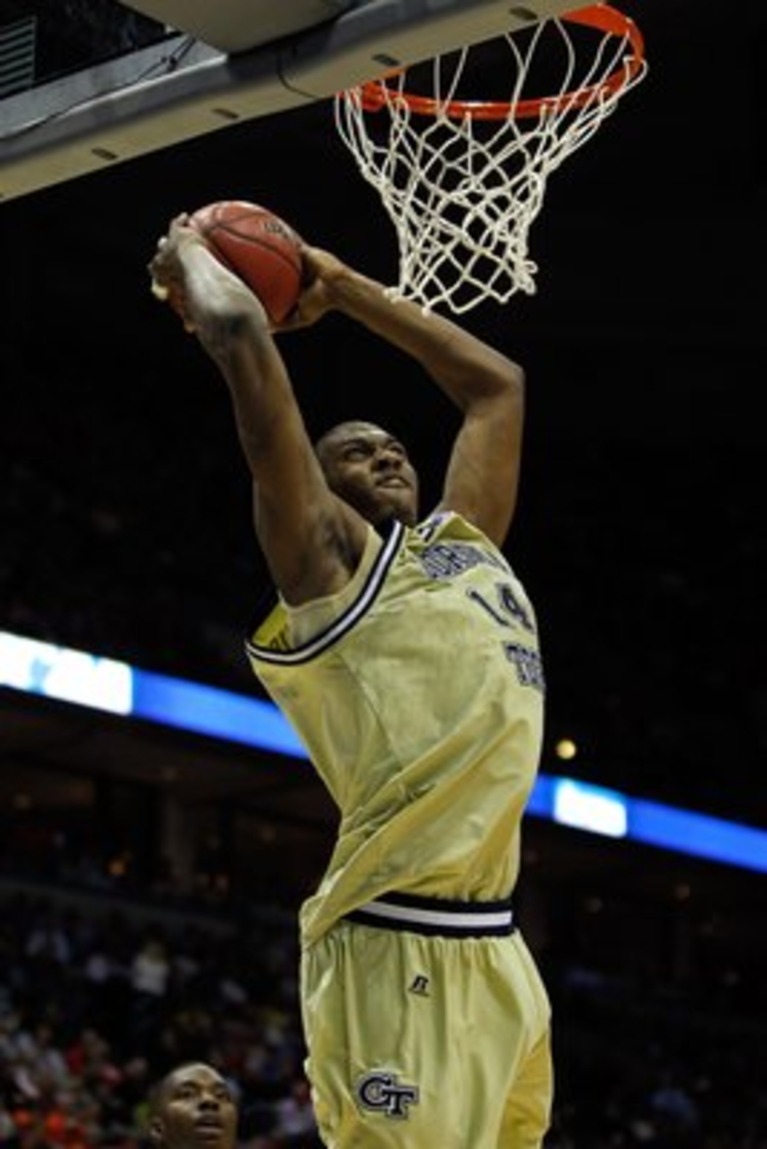 MILWAUKEE - MARCH 19:  Iman Shumpert #1 of the Georgia Tech Yellow Jackets dunks the ball in the second half against the Oklahoma State Cowboys during the first round of the 2010 NCAA men's basketball tournament at the Bradley Center on March 19, 2010 in