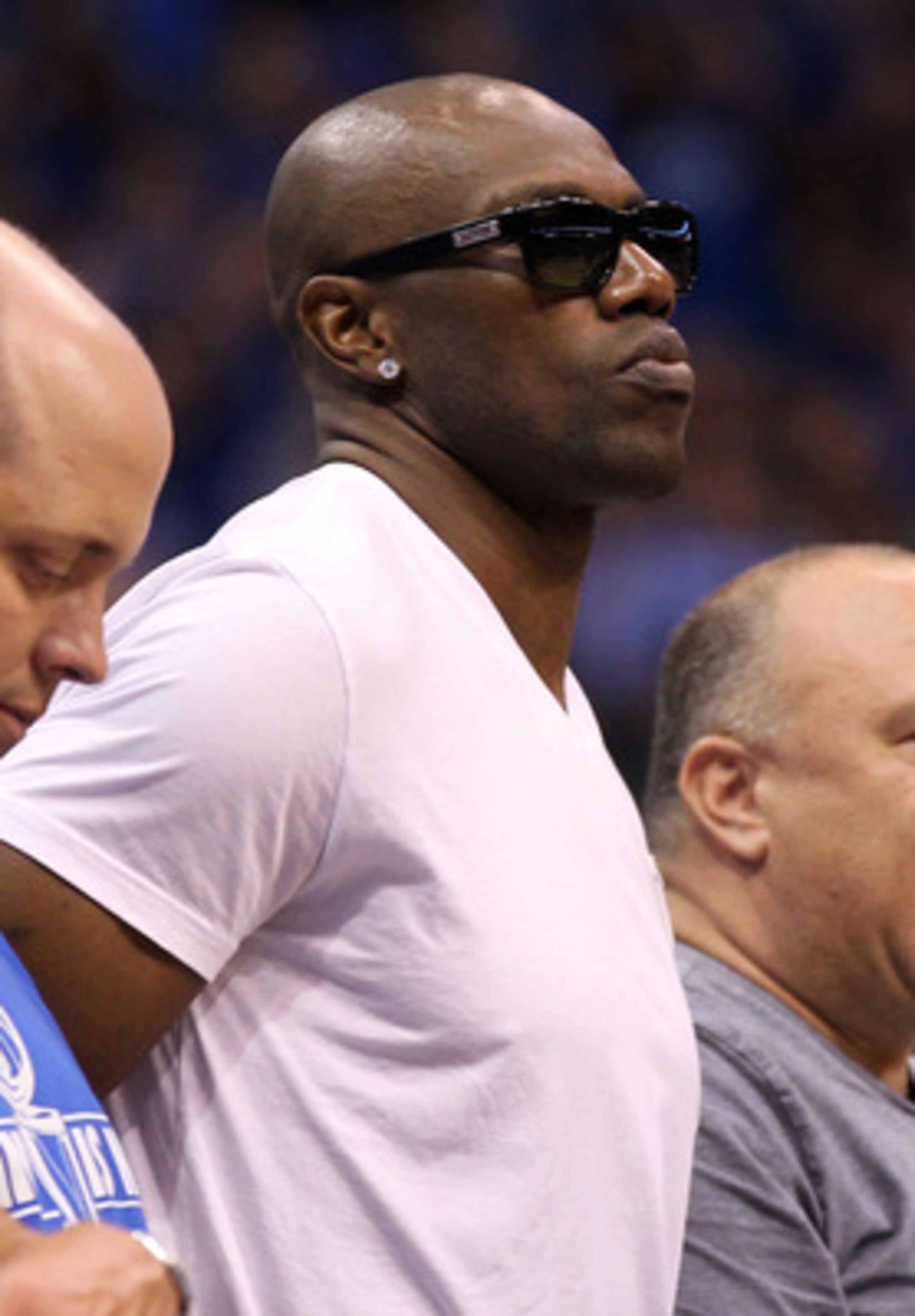 DALLAS, TX - JUNE 05: Terrell Owens attends Game Three of the 2011 NBA Finals between the Dallas Mavericks and the Miami Heat at American Airlines Center on June 5, 2011 in Dallas, Texas. NOTE TO USER: User expressly acknowledges and agrees that, by dow DALLAS, TX - JUNE 05: Terrell Owens attends Game Three of the 2011 NBA Finals between the Dallas Mavericks and the Miami Heat at American Airlines Center on June 5, 2011 in Dallas, Texas. NOTE TO USER: User expressly acknowledges and agrees that, by dow
