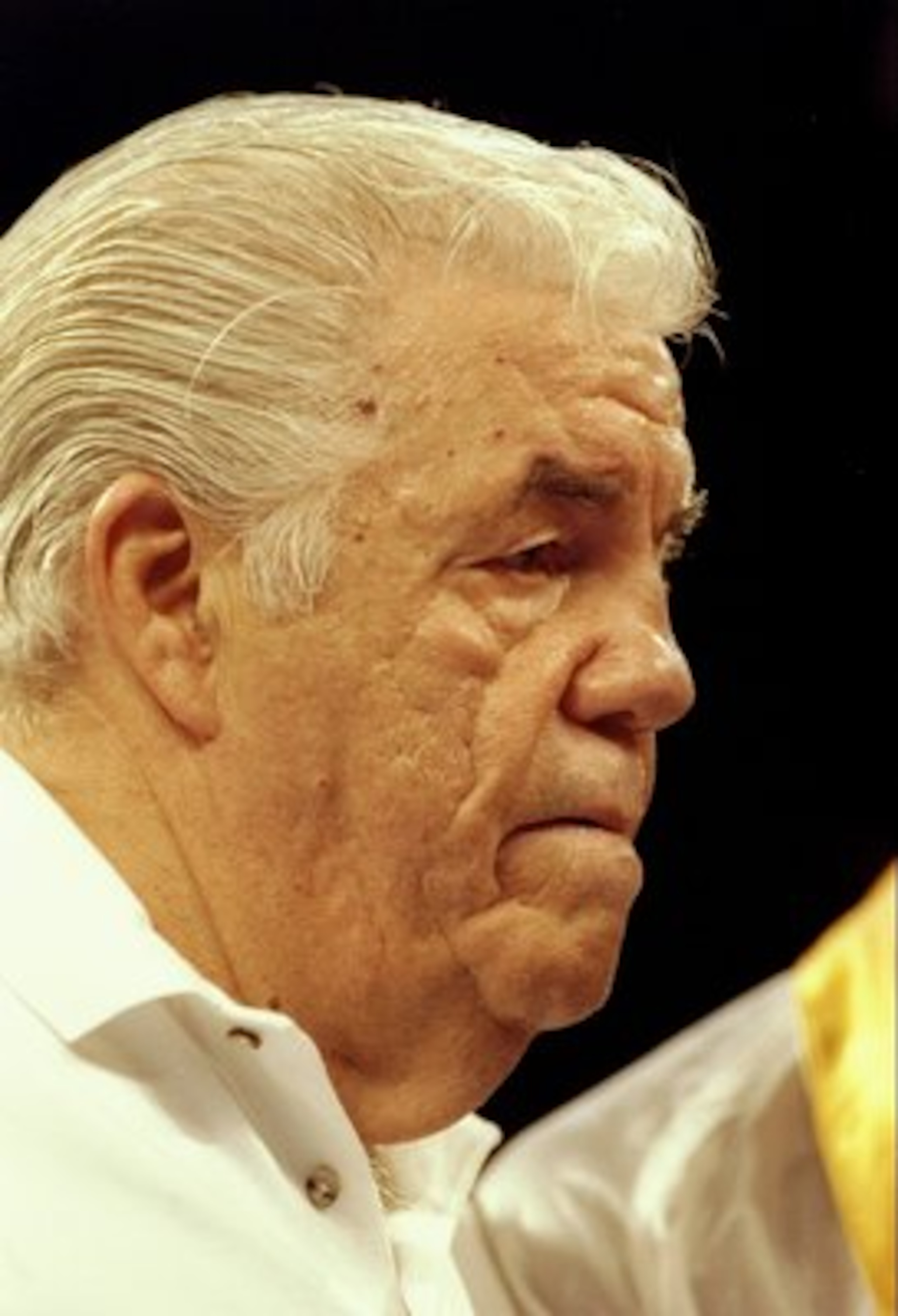 1992: Trainer Lou Duva looks on. 1992: Trainer Lou Duva looks on.
