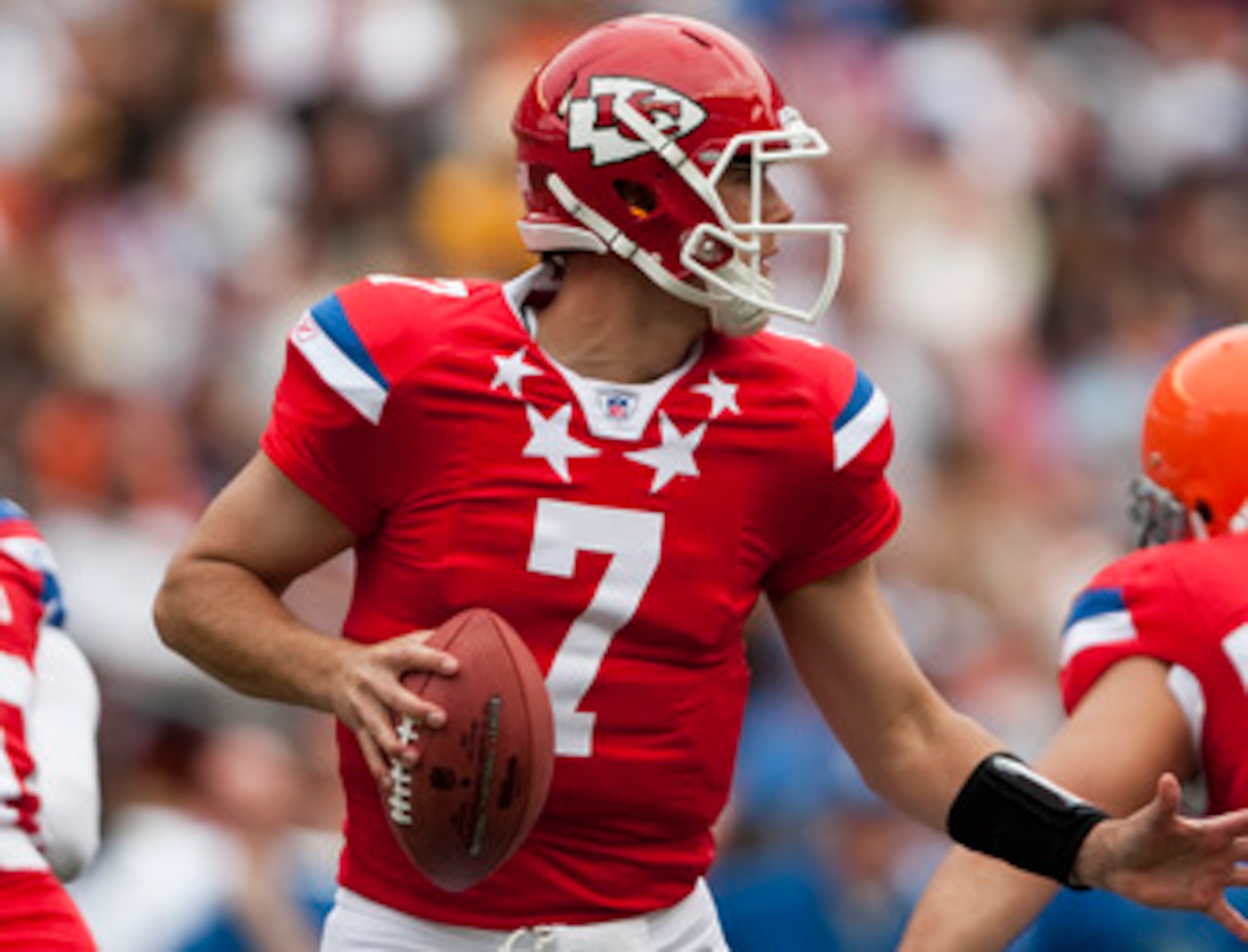 HONOLULU - JANUARY 30: Matt Cassel, #7 of the Kansas City Chiefs, passes against the NFC during the 2011 NFL Pro Bowl at Aloha Stadium on January 30, 2011 in Honolulu, Hawaii. (Photo by Kent Nishimura/Getty Images) HONOLULU - JANUARY 30: Matt Cassel, #7 of the Kansas City Chiefs, passes against the NFC during the 2011 NFL Pro Bowl at Aloha Stadium on January 30, 2011 in Honolulu, Hawaii. (Photo by Kent Nishimura/Getty Images)