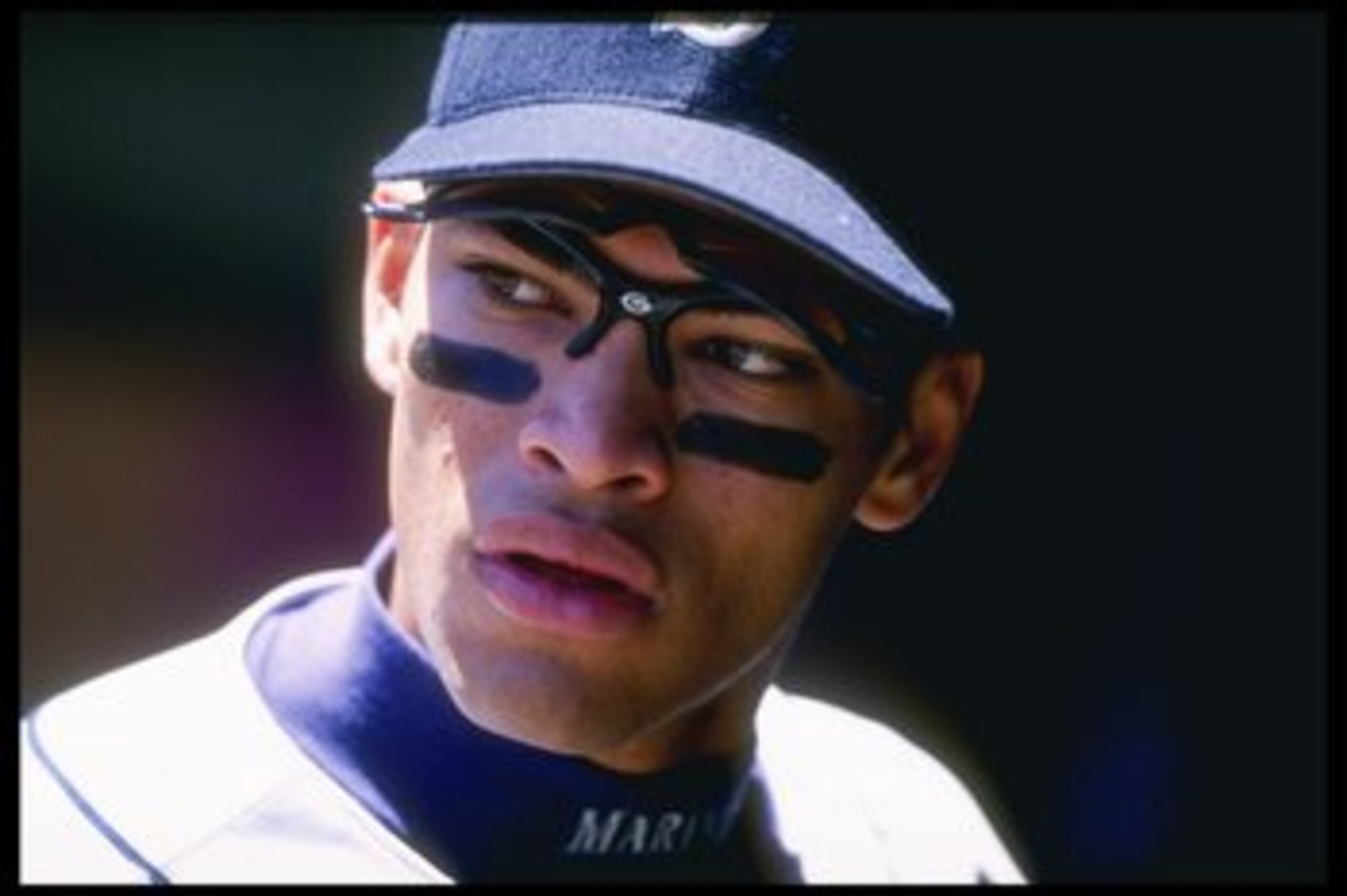 18 Jun 1997: Jose Cruz Jr. of the Seattle Mariners during the Mariners 4-2 Interleague game loss to the San Francisco Giants at 3Com Park in San Francisco, California.