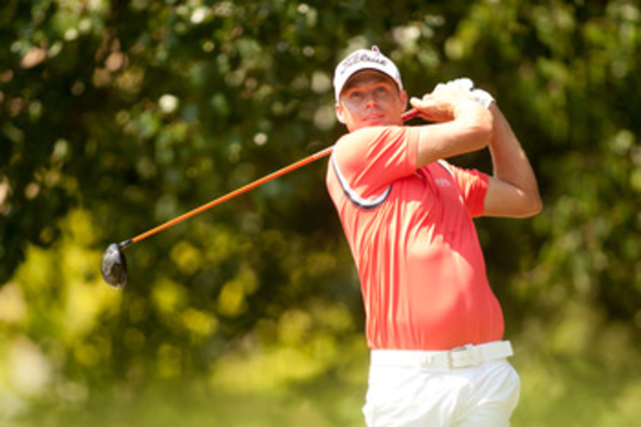 IRVING, TX - MAY 29: Nick Watney plays a tee shot during the final round of the HP Byron Nelson Championship at TPC Four Seasons at Las Colinas on May 29, 2011 in Irving, Texas. (Photo by Darren Carroll/Getty Images)