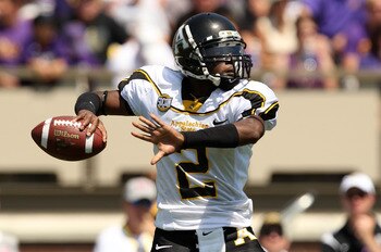 GREENVILLE, NC - SEPTEMBER 05:  DeAndre Presley #2 of the Appalachian State Mountaineers drops back to throw a pass against the East Carolina Pirates at Dowdy-Ficklen Stadium on September 5, 2009 in Greenville, North Carolina.  (Photo by Streeter Lecka/Ge