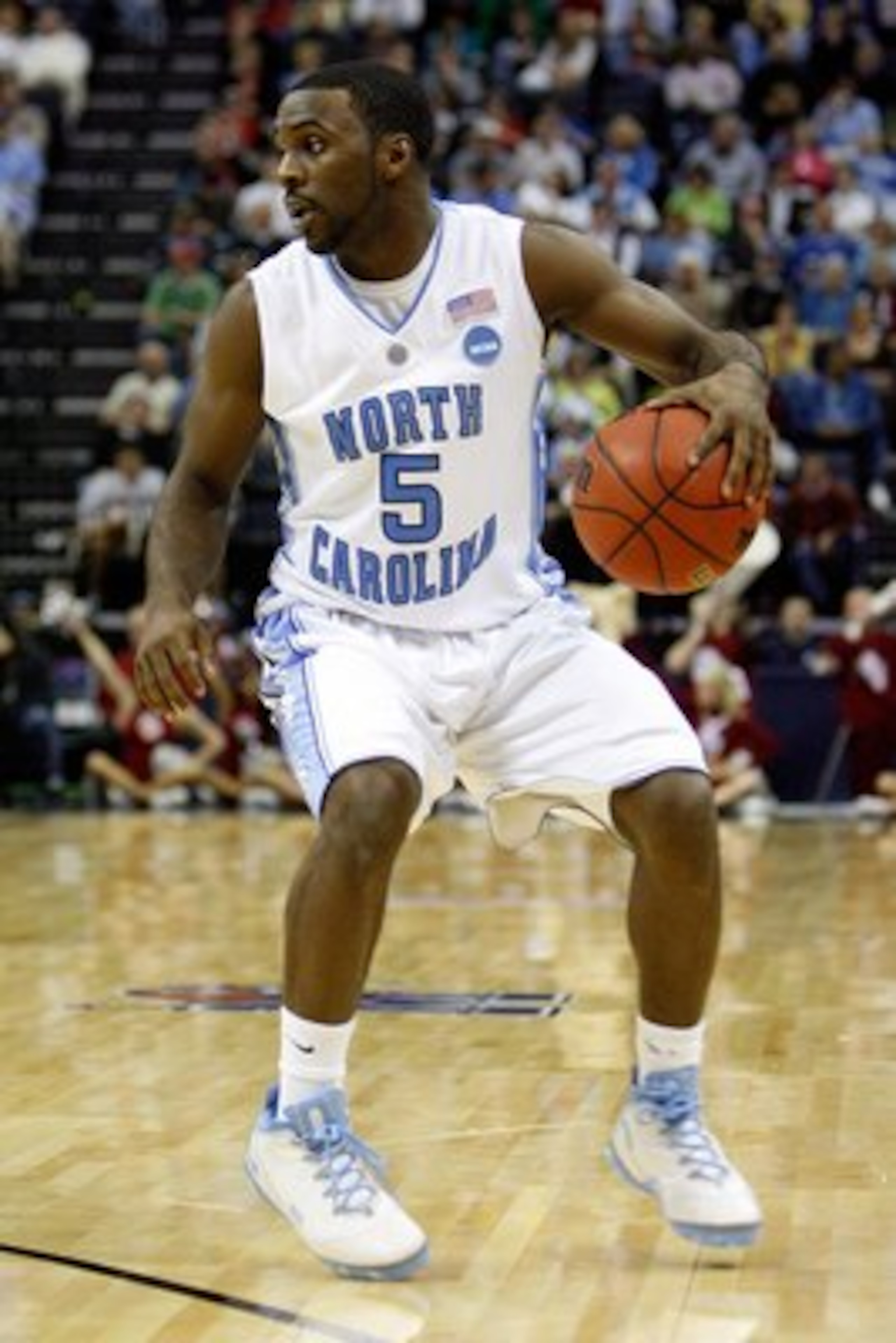 MEMPHIS, TN - MARCH 29:  Ty Lawson #5 of the North Carolina Tar Heels moves the ball against the Oklahoma Sooners during the NCAA Men's Basketball Tournament South Regional Final at the FedExForum on March 29, 2009 in Memphis, Tennessee. The Tar Heels def