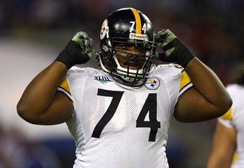 TAMPA, FL - FEBRUARY 01: Tackle Willie Colon #74 of the Pittsburgh Steelers looks on against the Arizona Cardinals during Super Bowl XLIII on February 1, 2009 at Raymond James Stadium in Tampa, Florida. (Photo by Jamie Squire/Getty Images) TAMPA, FL - FEBRUARY 01: Tackle Willie Colon #74 of the Pittsburgh Steelers looks on against the Arizona Cardinals during Super Bowl XLIII on February 1, 2009 at Raymond James Stadium in Tampa, Florida. (Photo by Jamie Squire/Getty Images)