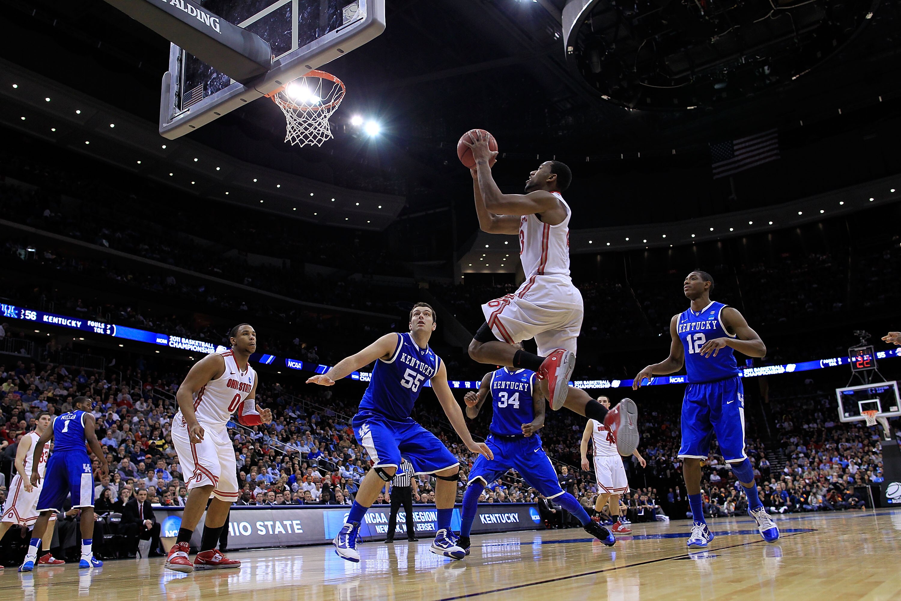 NEWARK, NJ - MARCH 25:  David Lighty #23 of the Ohio State Buckeyes dunks against the Kentucky Wildcats during the east regional semifinal of the 2011 NCAA Men's Basketball Tournament at the Prudential Center on March 25, 2011 in Newark, New Jersey.  (Pho