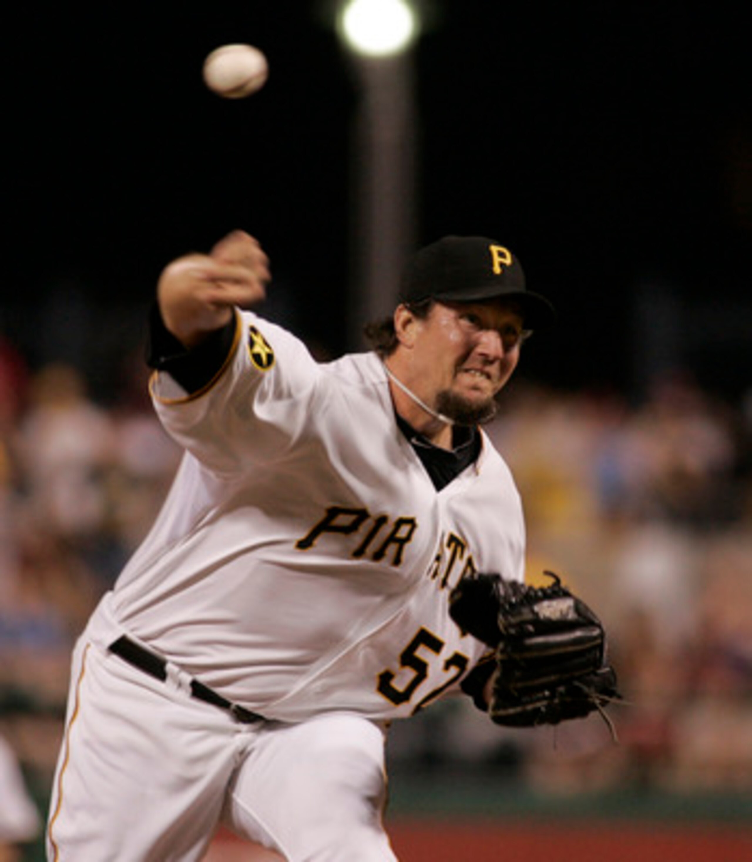 PITTSBURGH, PA - JUNE 04:  Joel Hanrahan #52 of the Pittsburgh Pirates delivers a pitch in a closing effort against the Philadelphia Phillies during the game on June 4, 2011 at PNC Park in Pittsburgh, Pennsylvania.  The Pirates defeated the Phillies 6-3.
