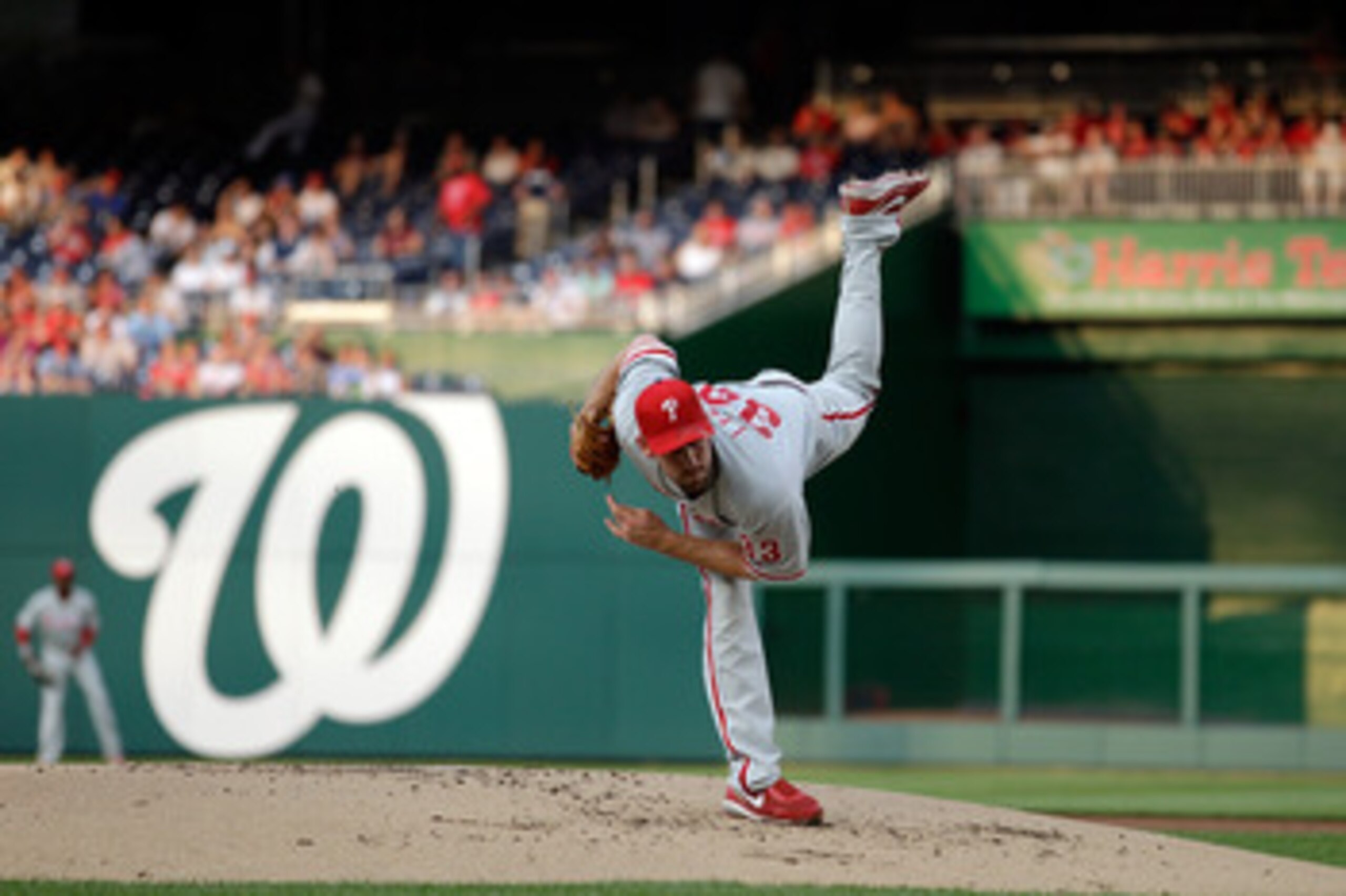 WASHINGTON, DC - MAY 31: Starting pitcher Cliff Lee #33 of the Philadelphia Phillies delivers to a Washington Nationals batter at Nationals Park on May 31, 2011 in Washington, DC. The Braves won 2-0. (Photo by Rob Carr/Getty Images) WASHINGTON, DC - MAY 31: Starting pitcher Cliff Lee #33 of the Philadelphia Phillies delivers to a Washington Nationals batter at Nationals Park on May 31, 2011 in Washington, DC. The Braves won 2-0. (Photo by Rob Carr/Getty Images)