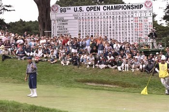 21 Jun 1998: Payne Stewart of the USA reacts after missing a birdie putt on the 18th hole during the 1998 U.S. Open Championships on the 6,797-yard, par-70 Lake Course at The Olympic Club in San Francisco, California.