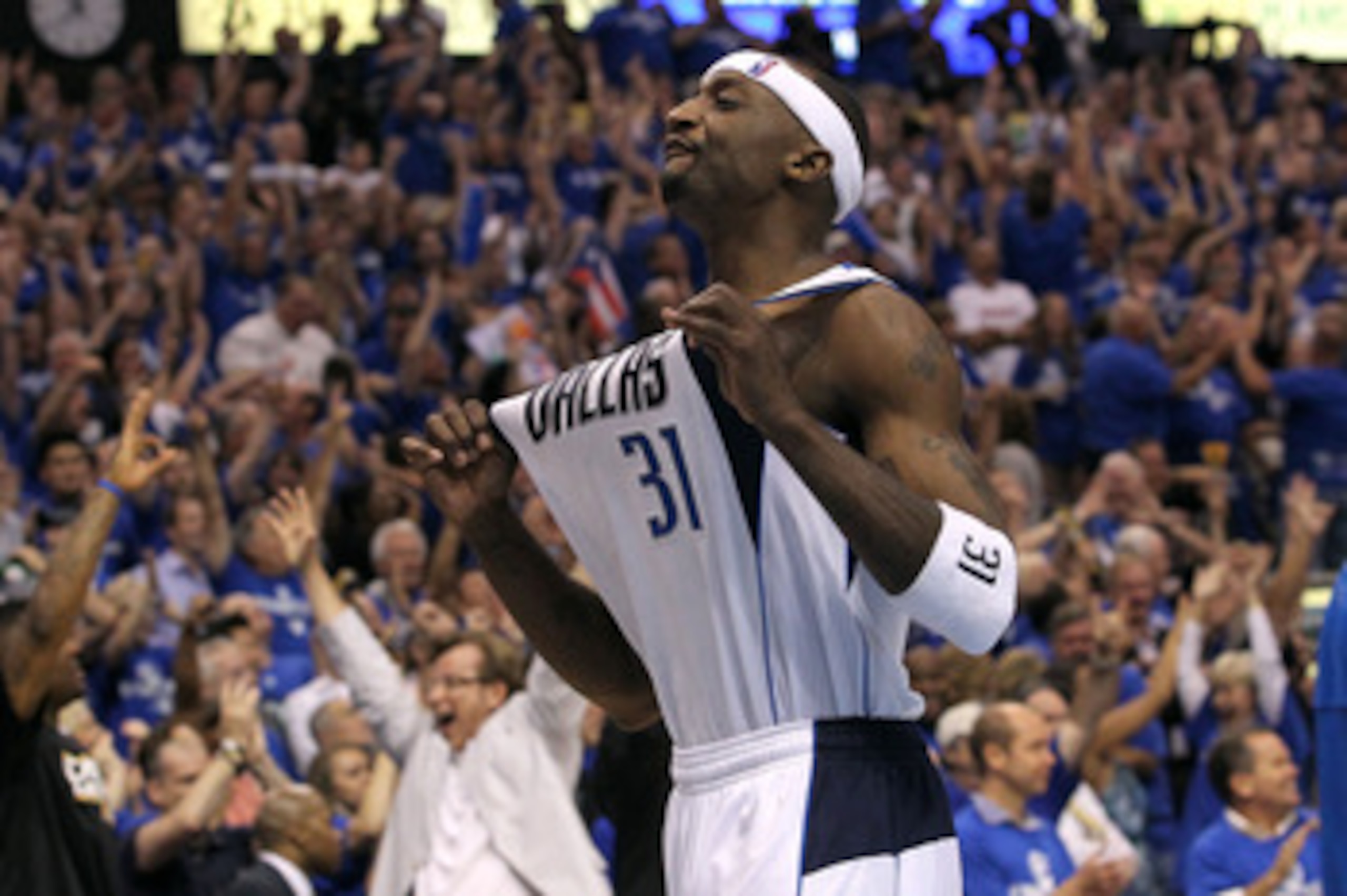 DALLAS, TX - JUNE 09: Jason Terry #31 of the Dallas Mavericks reacts after he made a 3-point shot late in the fourth quarter against the Miami Heat in Game Five of the 2011 NBA Finals at American Airlines Center on June 9, 2011 in Dallas, Texas. NOTE TO DALLAS, TX - JUNE 09: Jason Terry #31 of the Dallas Mavericks reacts after he made a 3-point shot late in the fourth quarter against the Miami Heat in Game Five of the 2011 NBA Finals at American Airlines Center on June 9, 2011 in Dallas, Texas. NOTE TO